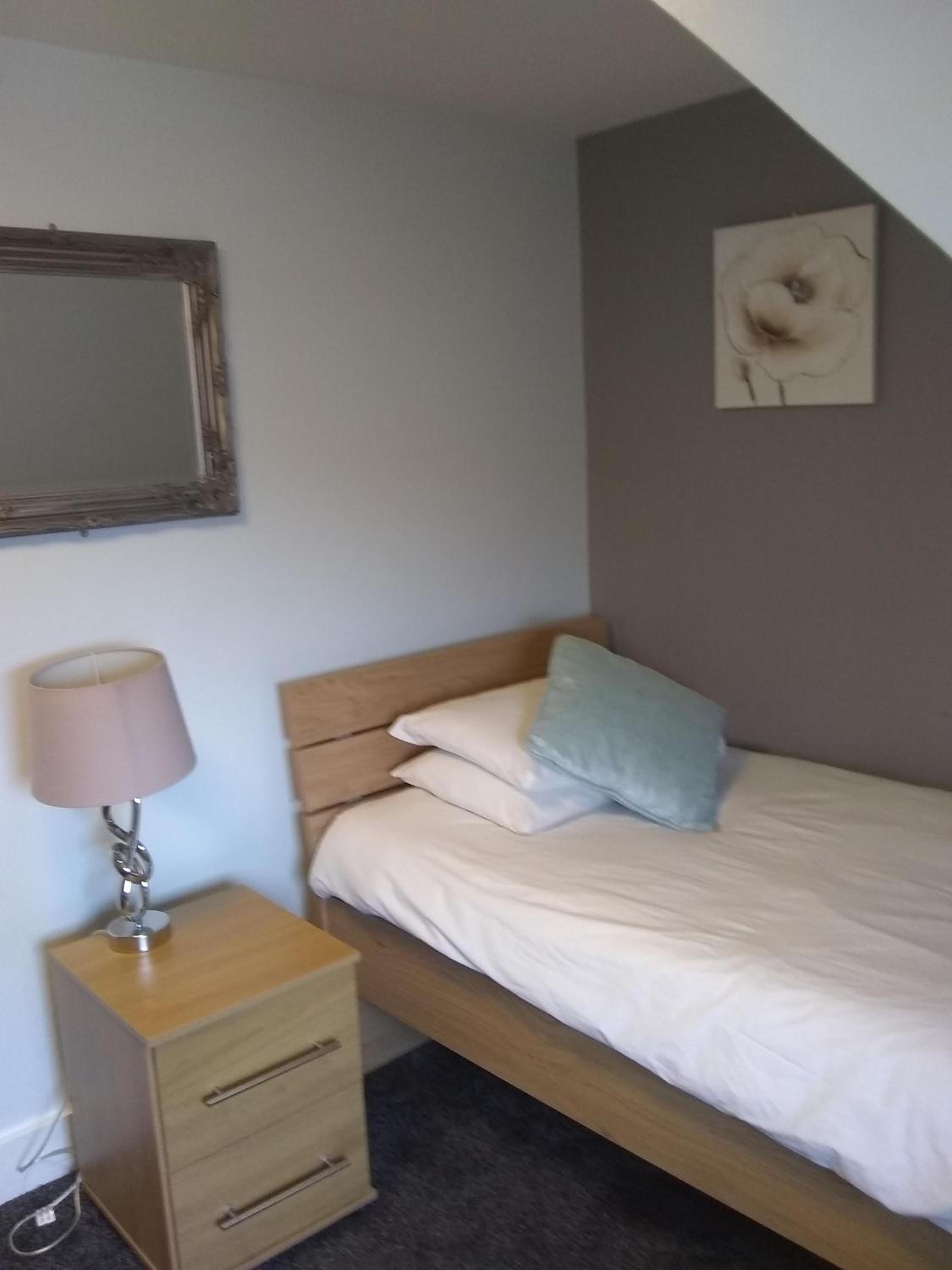 Large Single Room