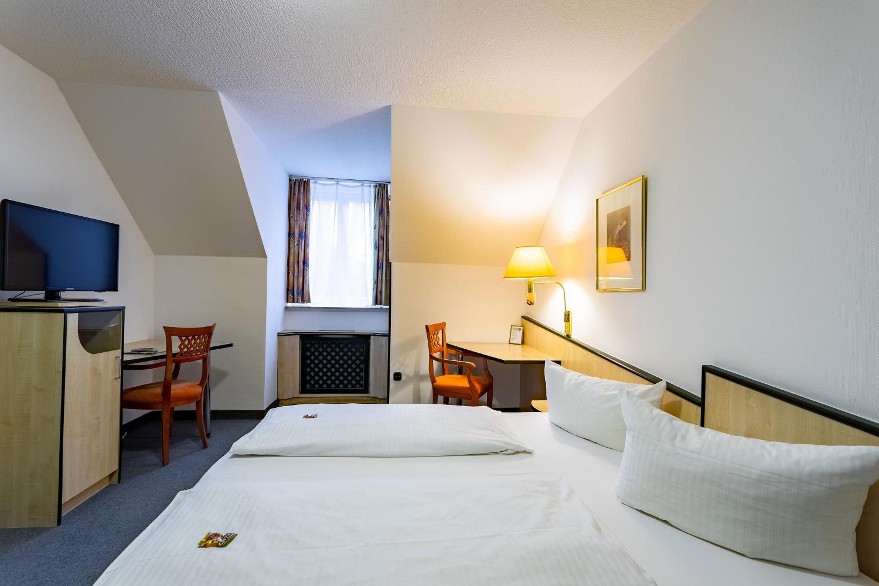Comfort Double or Twin Room - Photo 8