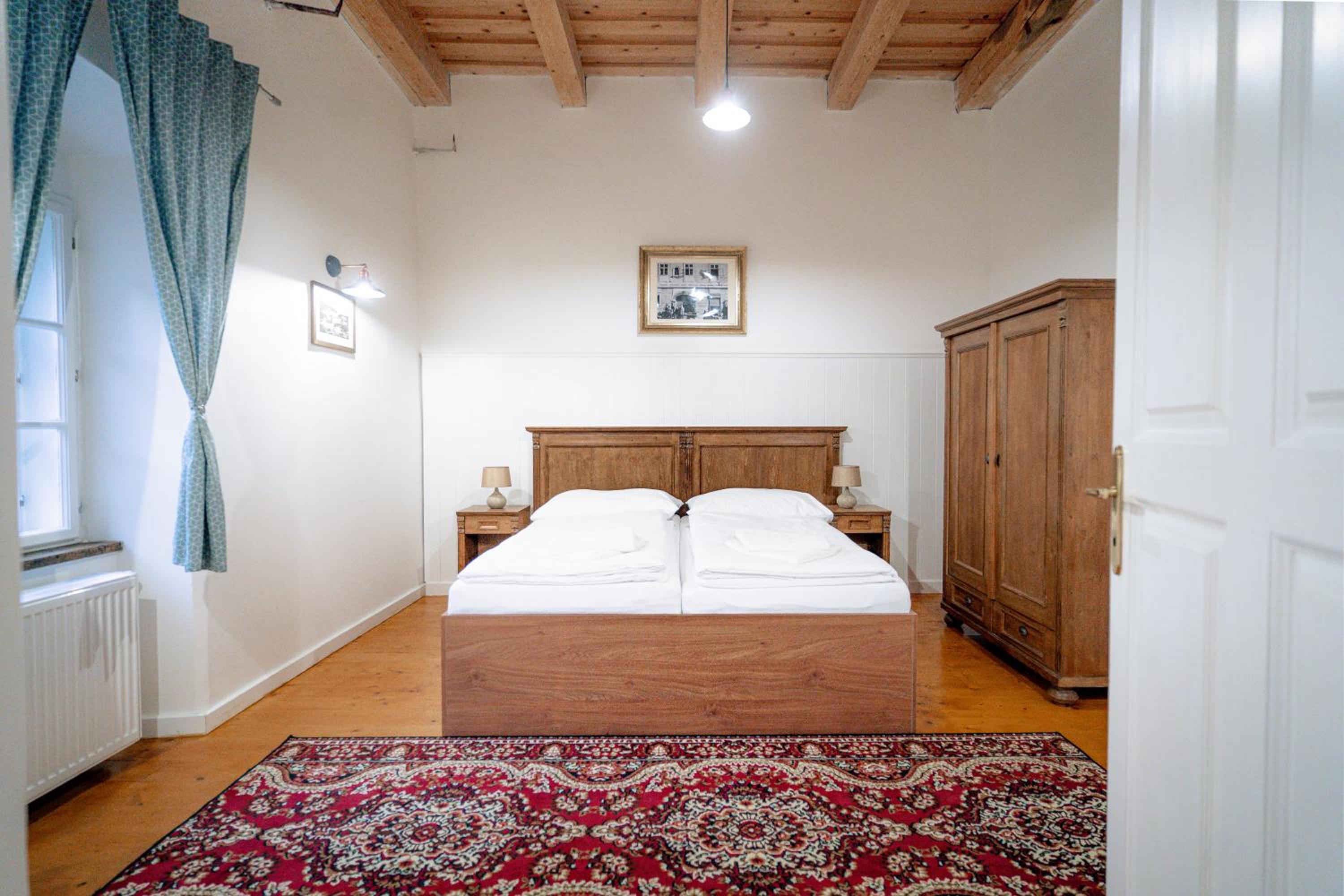 Double Room with Private Bathroom - Photo 1