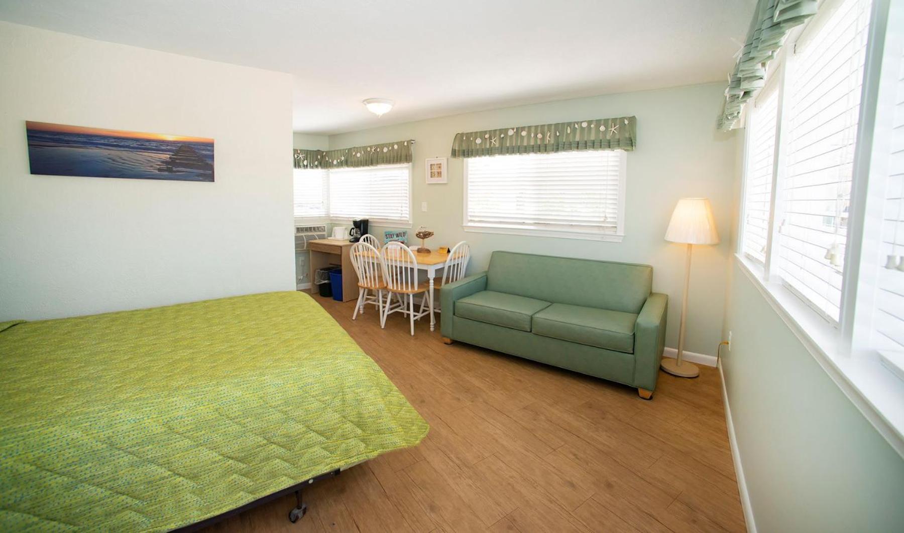 Studio with Kitchenette (2 adults +2 children) photo 2