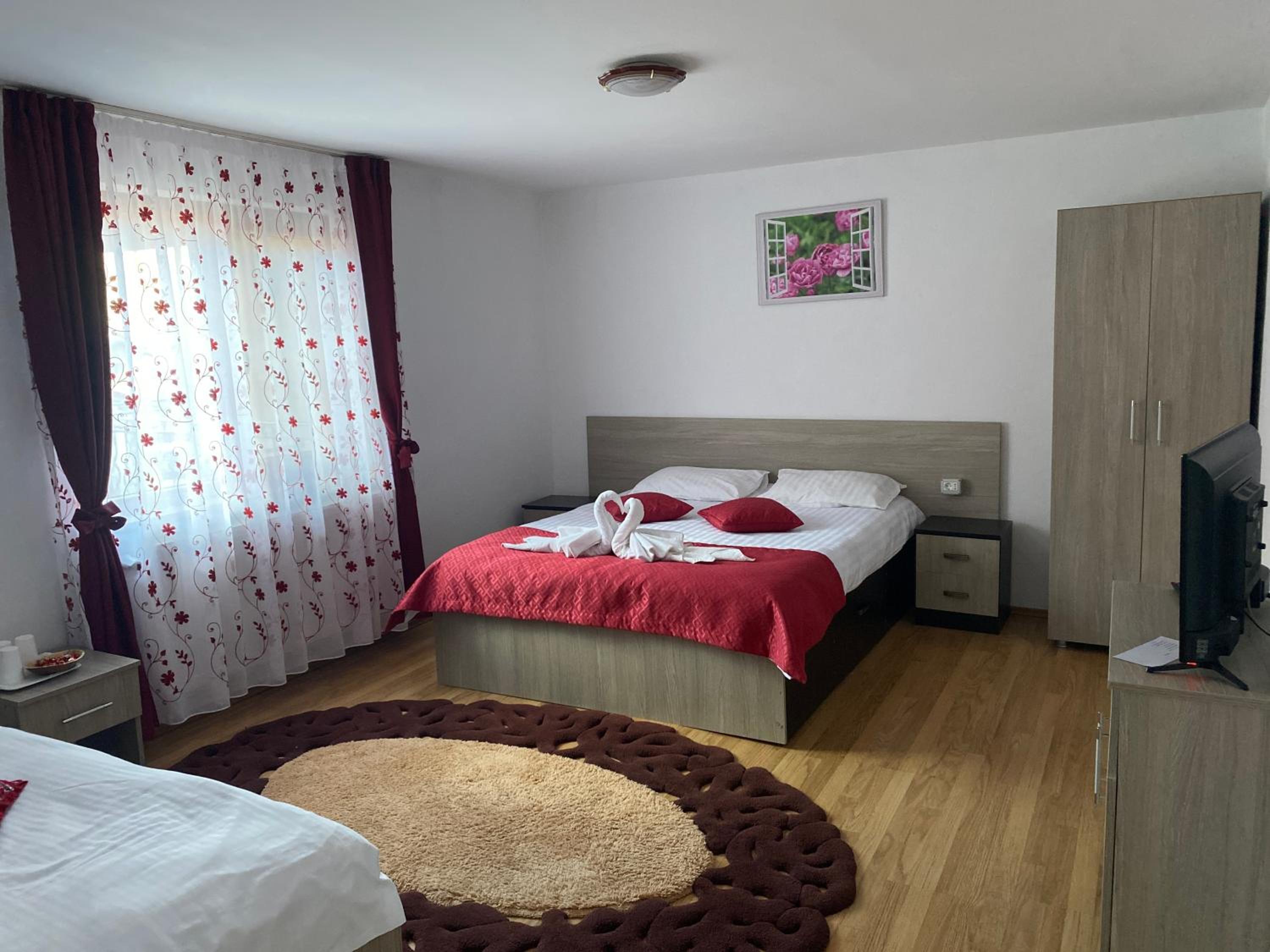 Triple Room - Photo 2