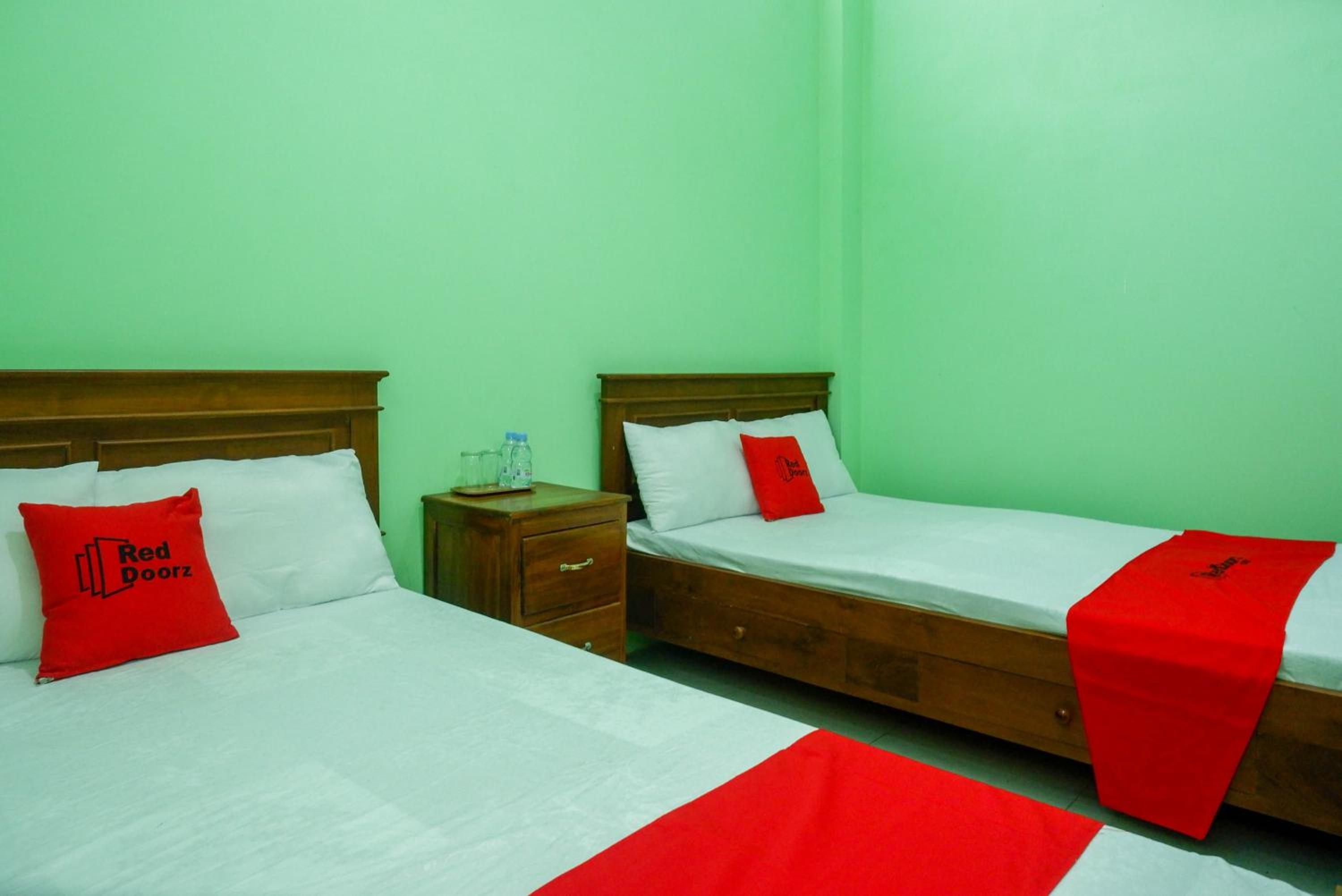 Twin Room - Photo 4