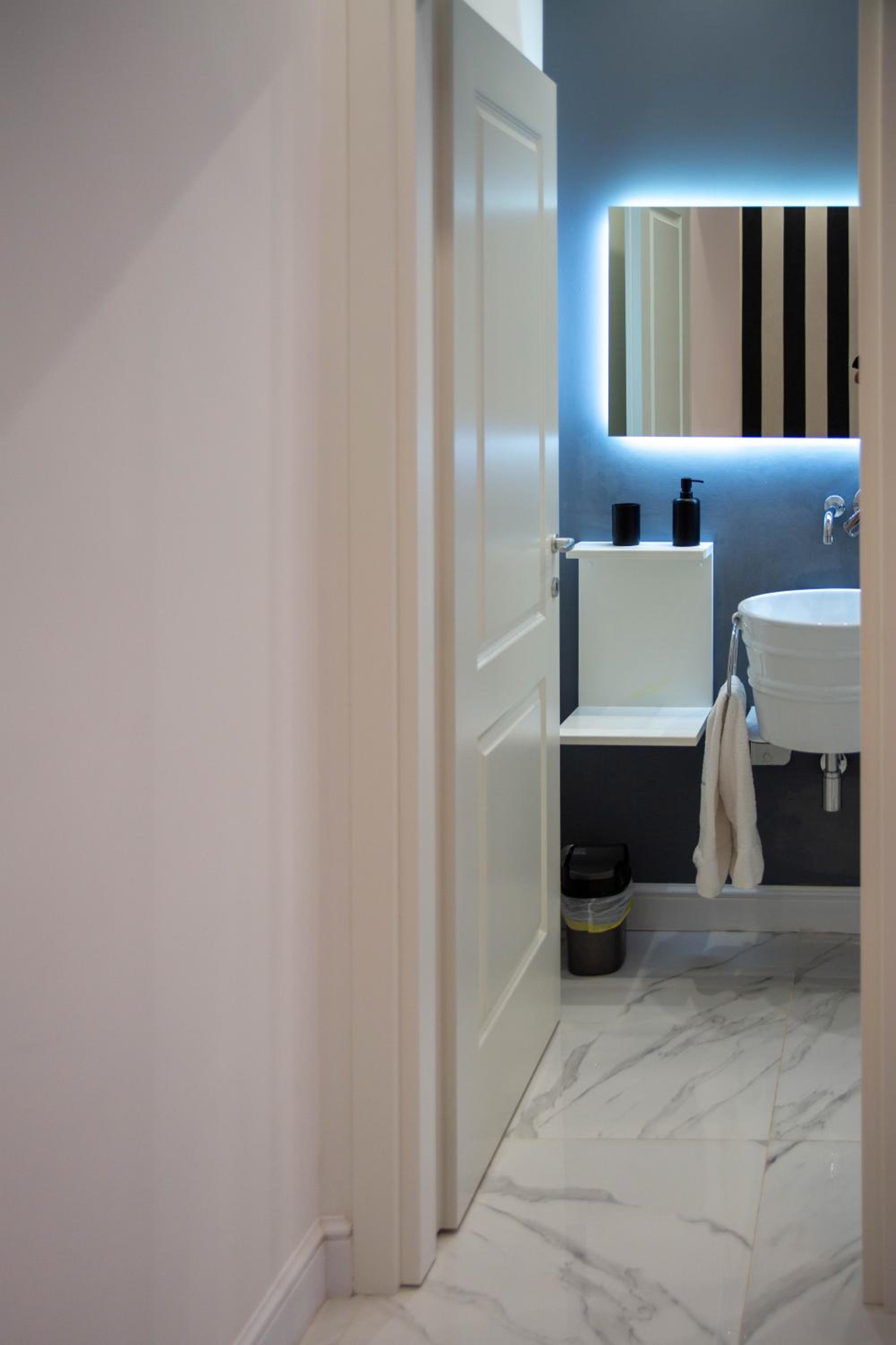 Large Double Room photo 2