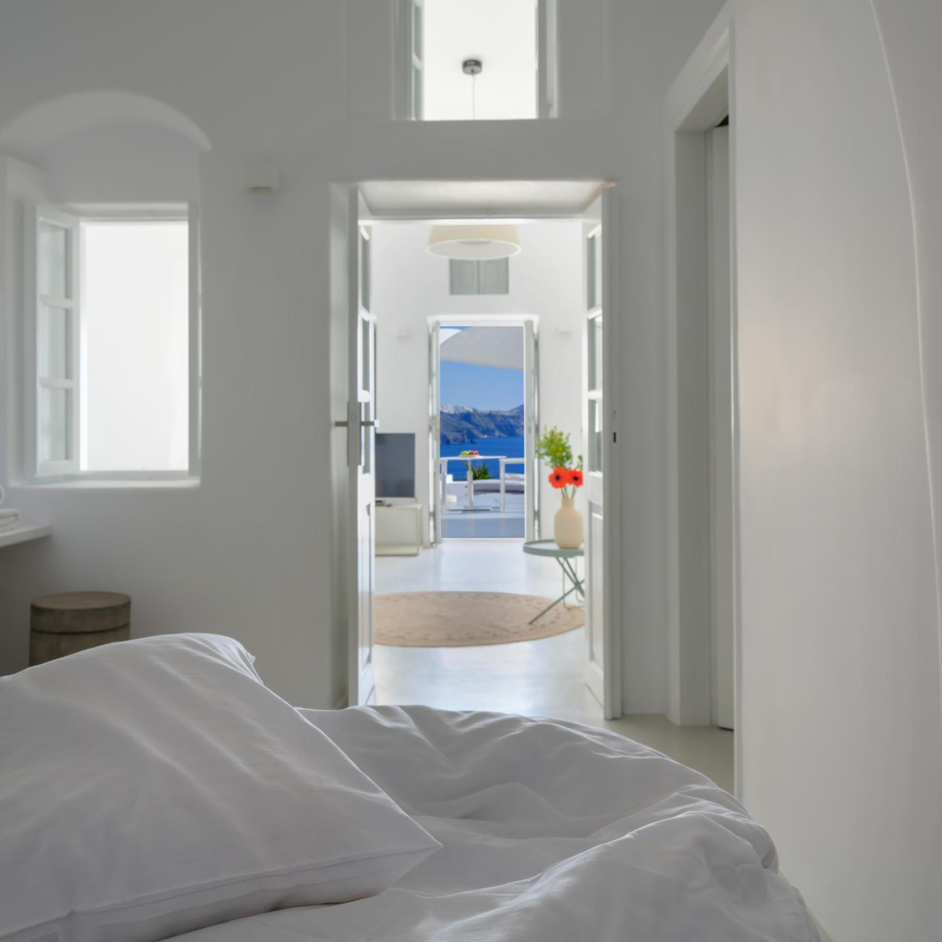 Two Bedroom Villa with Caldera View and Heated Plunge Pool - Photo 60