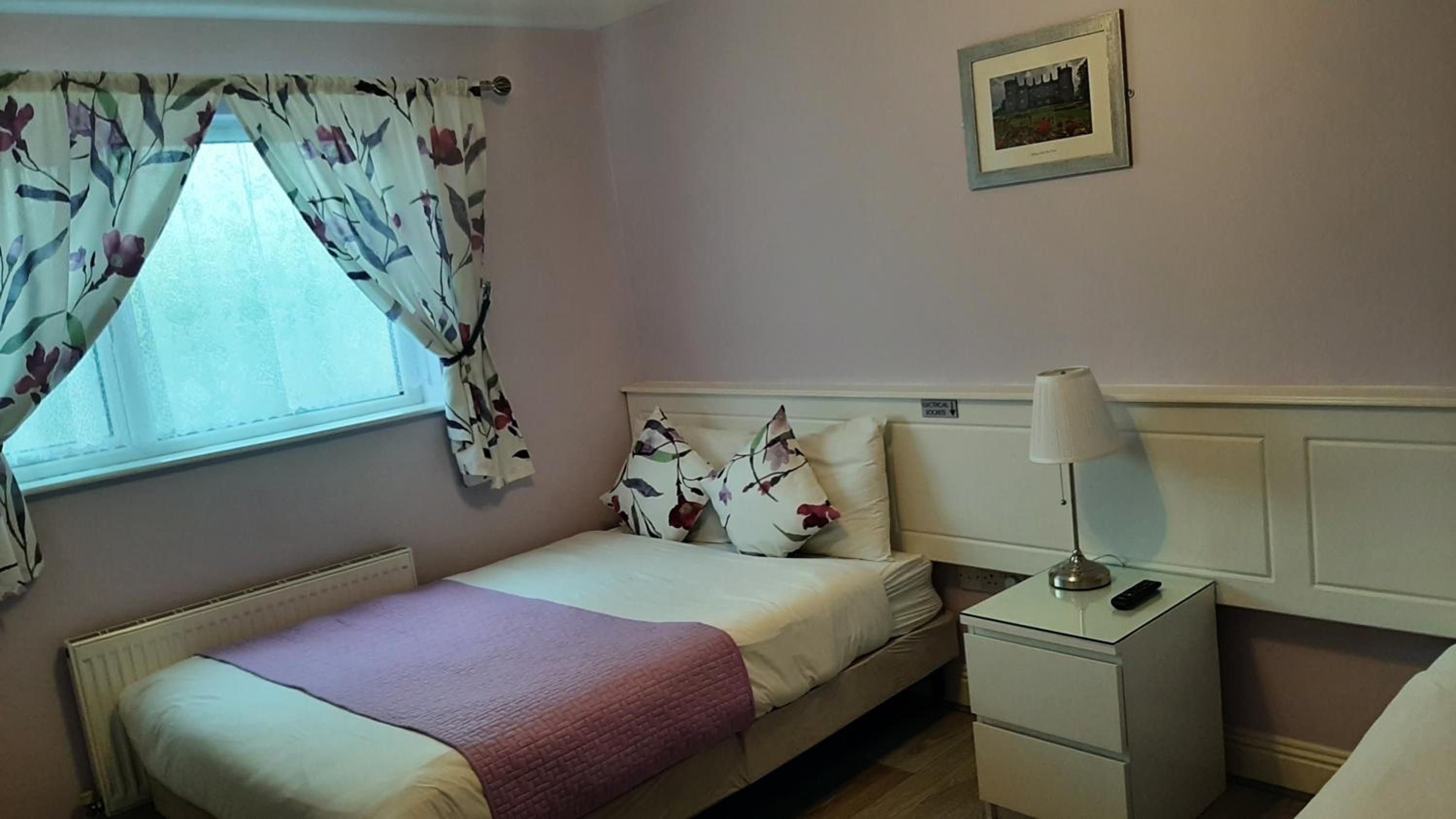 Double or Twin Room photo 2