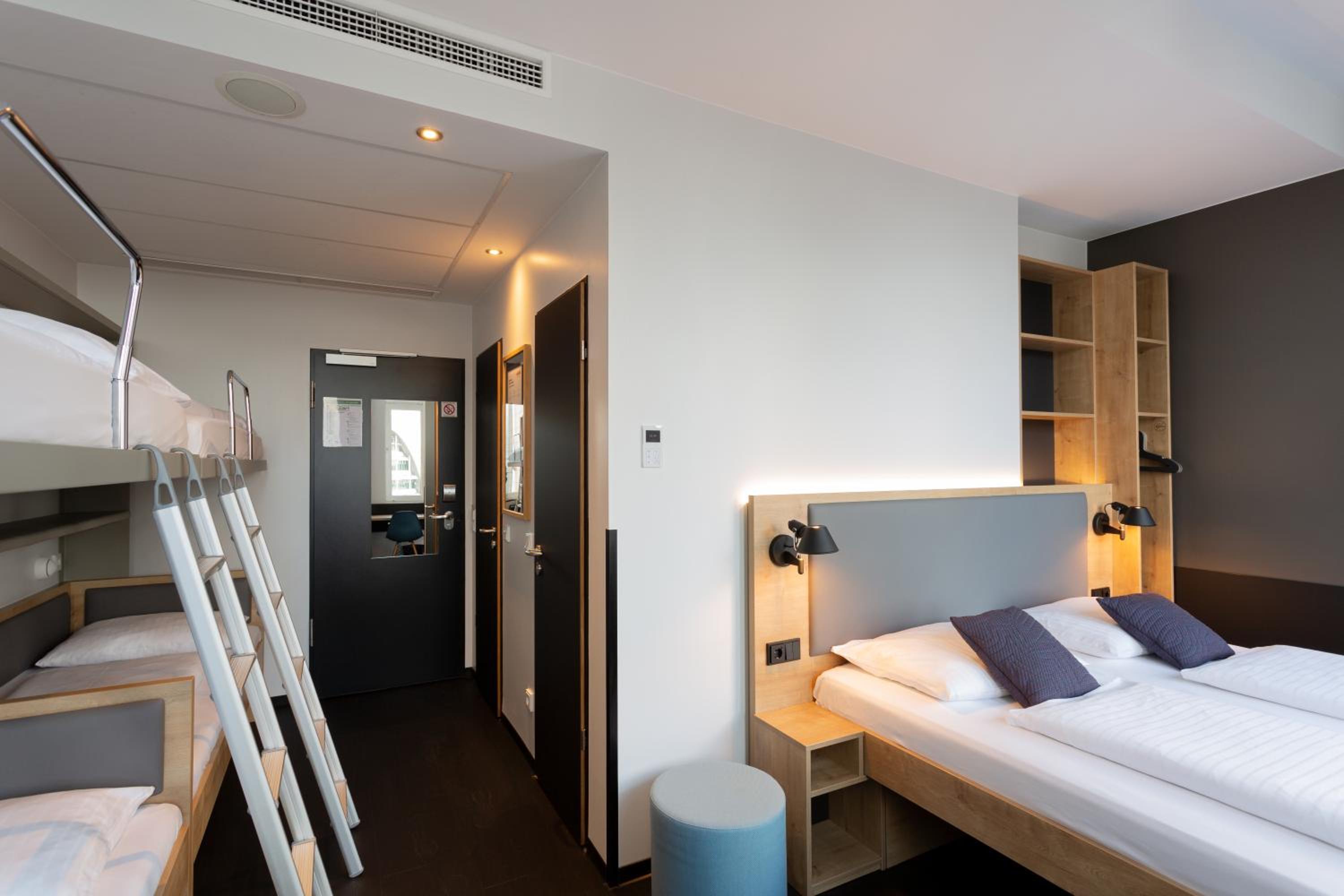 Quadruple Room photo 3