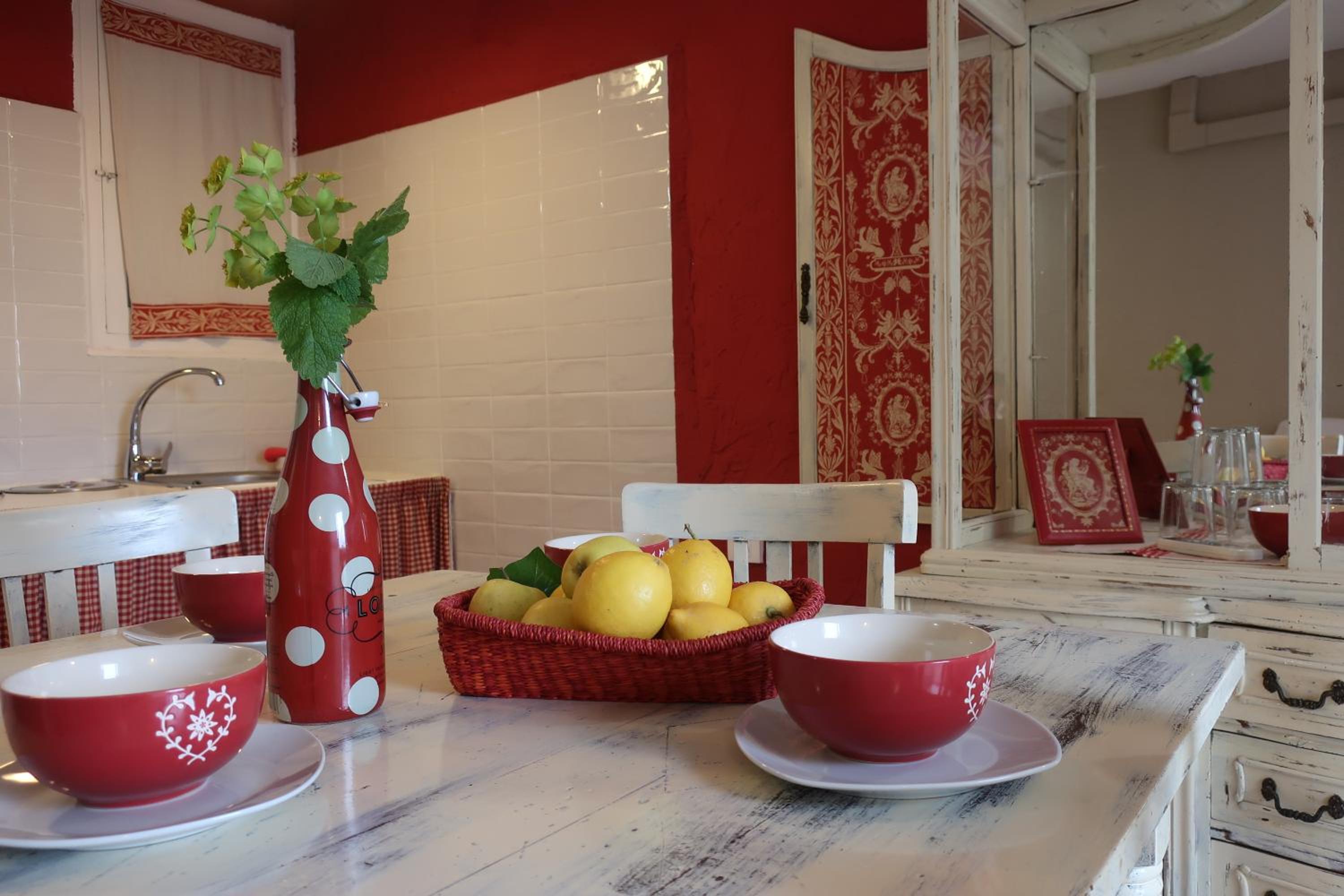 Two-Bedroom Apartment - Photo 11