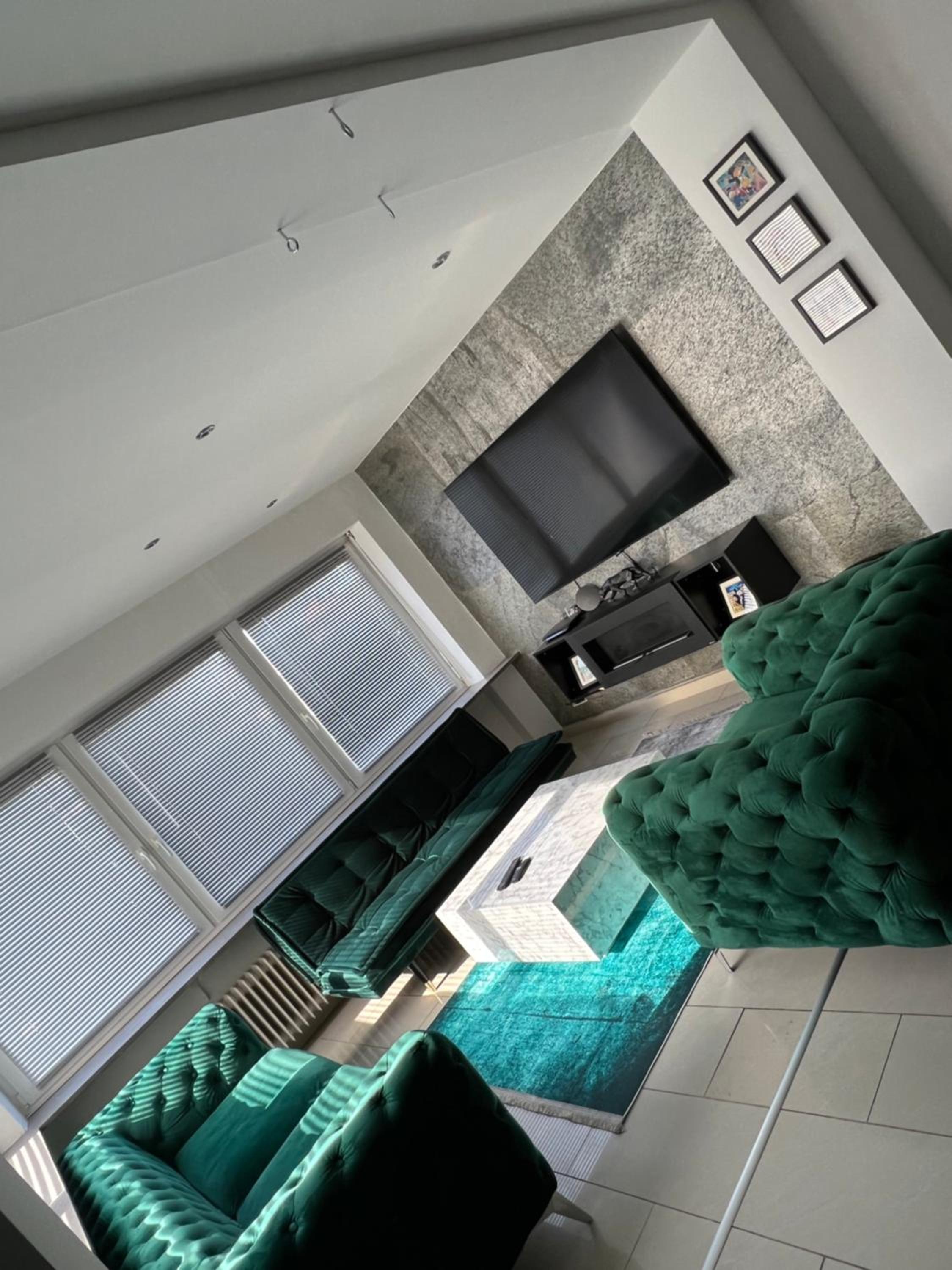 Design Three-Bedroom Apartment photo 1