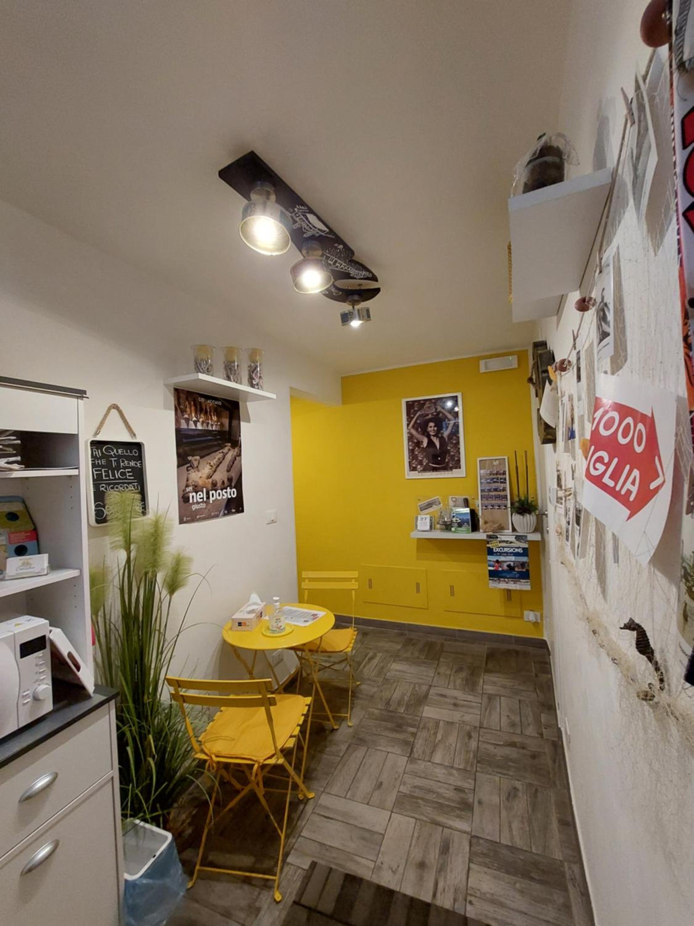 Triple Room - Photo 16