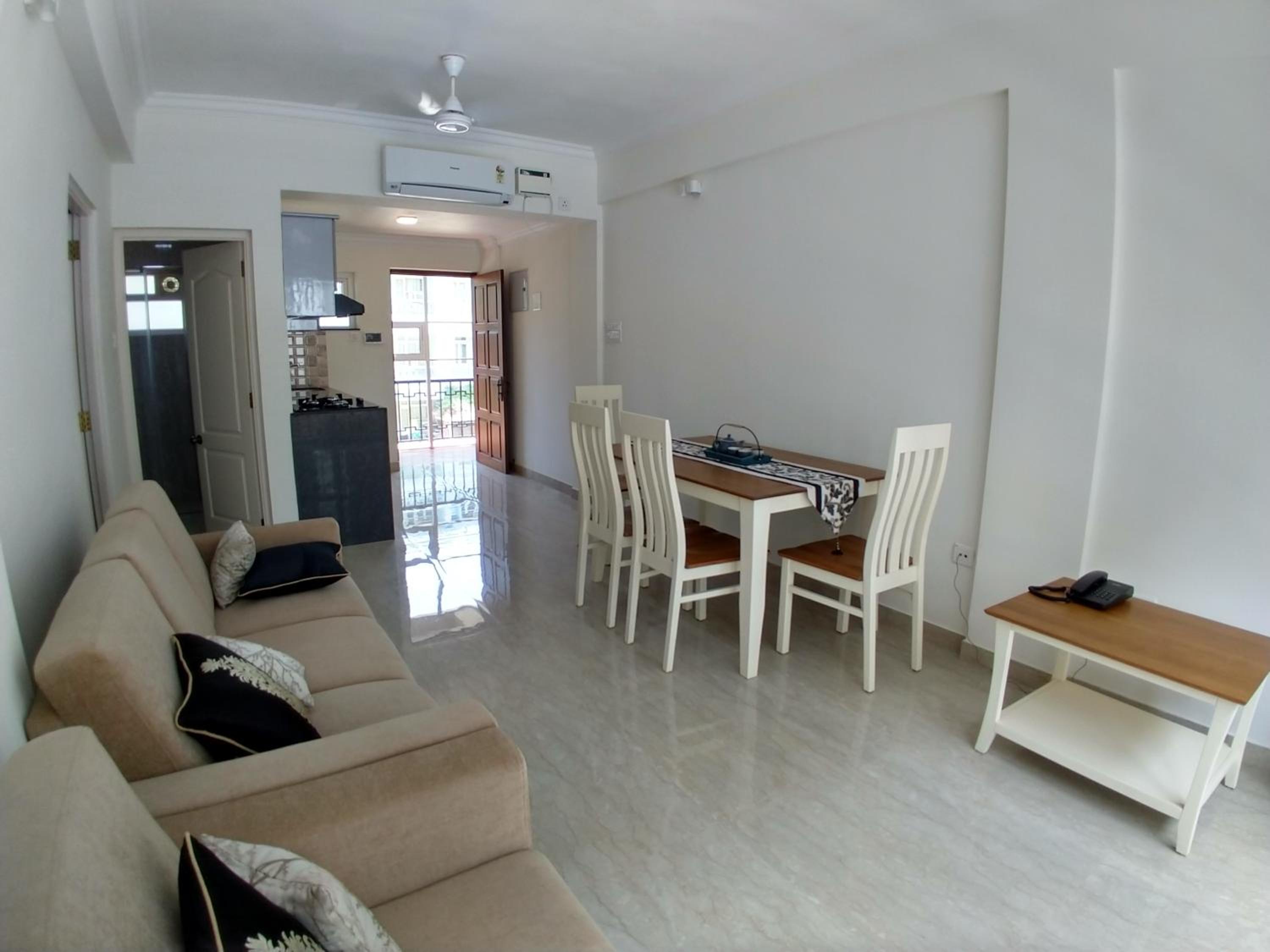 One-Bedroom Premium Apartment photo 1