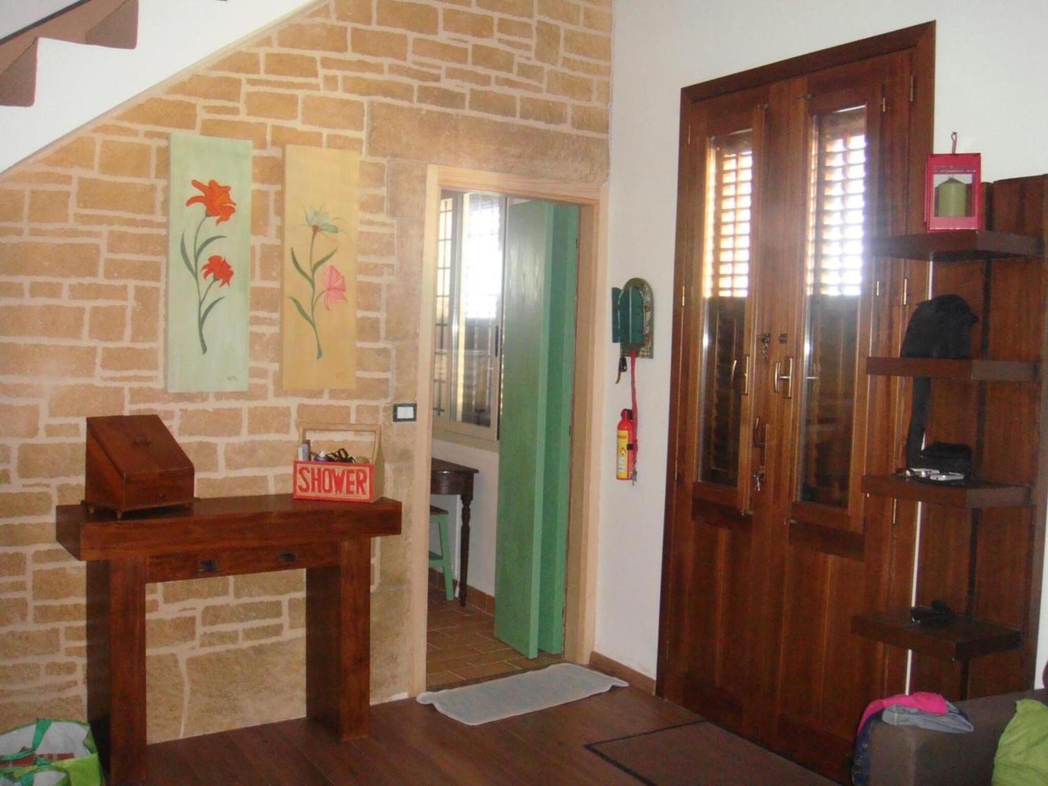 Two-Bedroom House photo 3