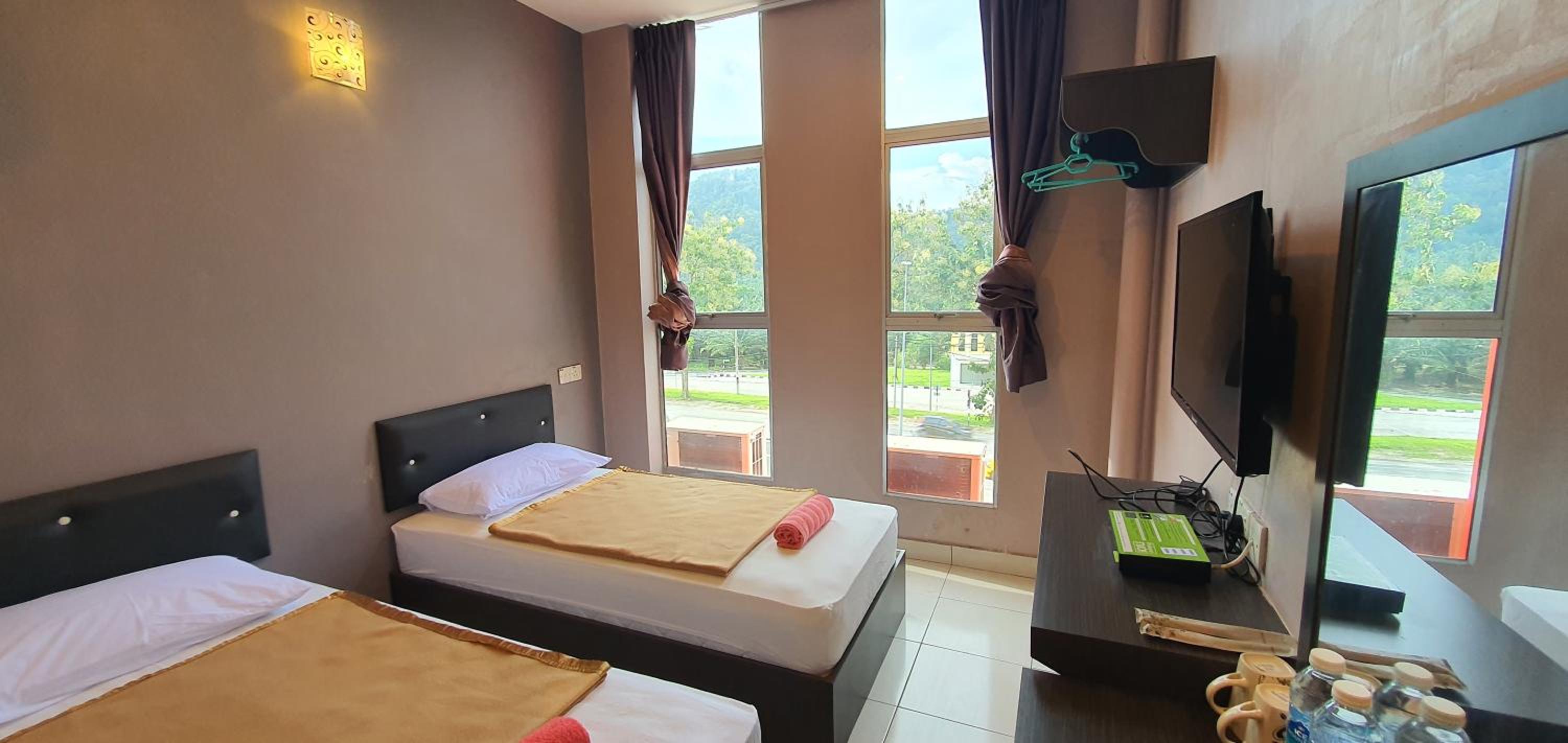 Superior Twin Room - Photo 1