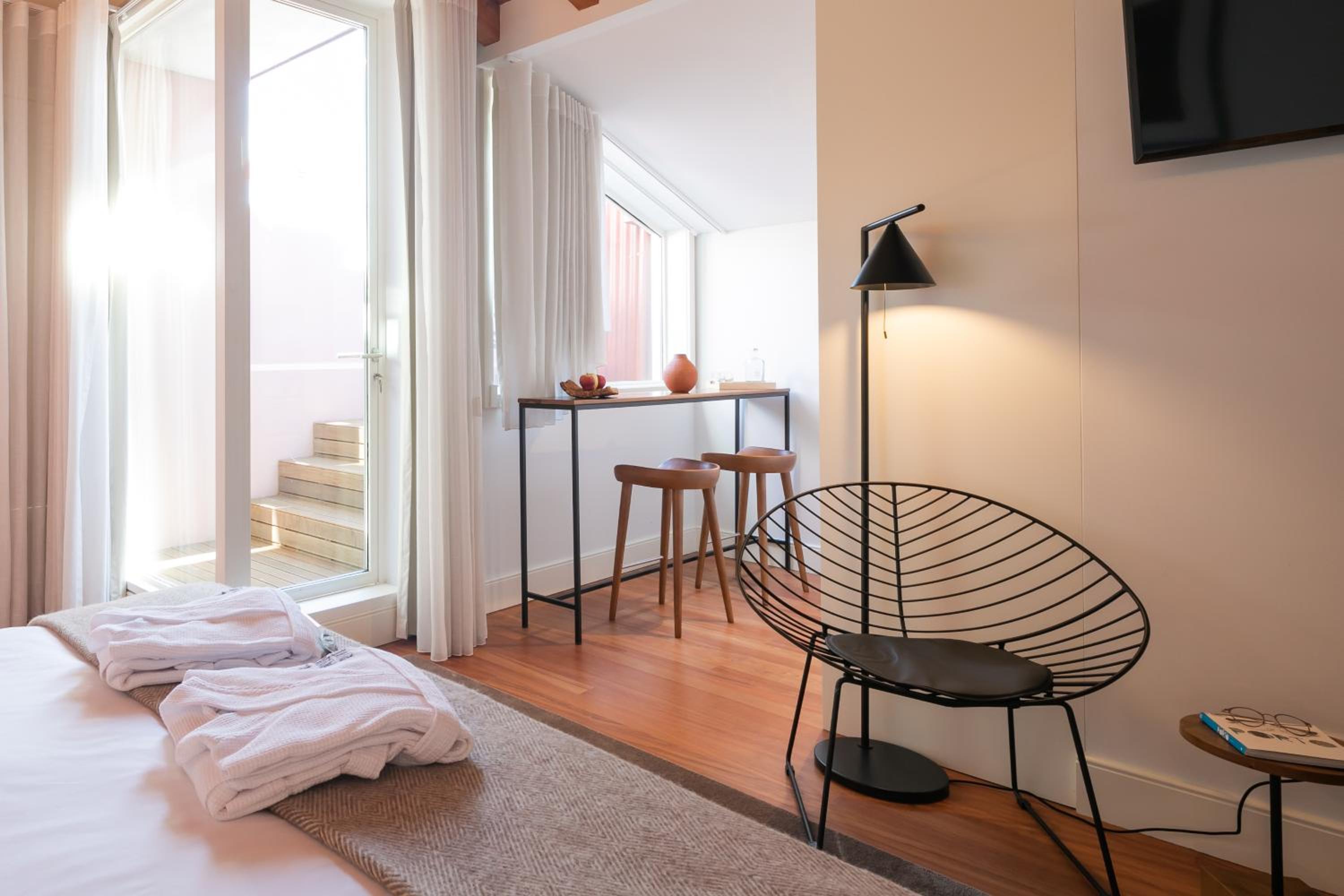 Junior Suite with Terrace - Photo 1