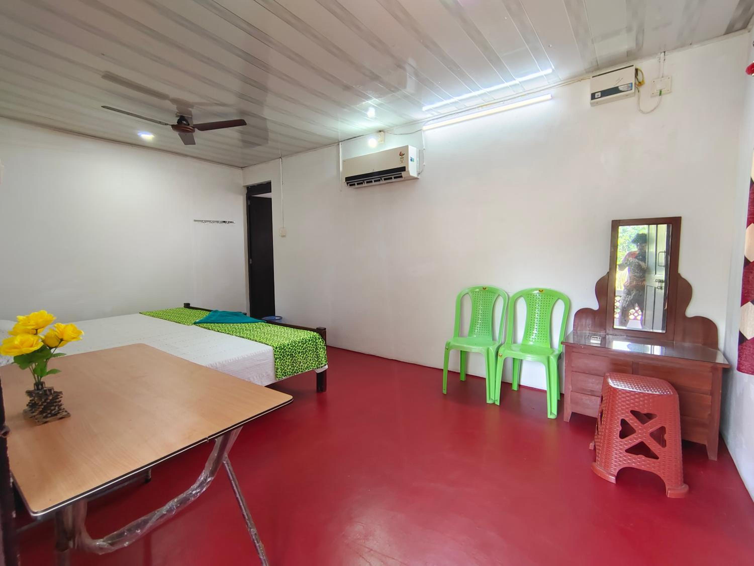 Double or Twin Room with Balcony photo 2