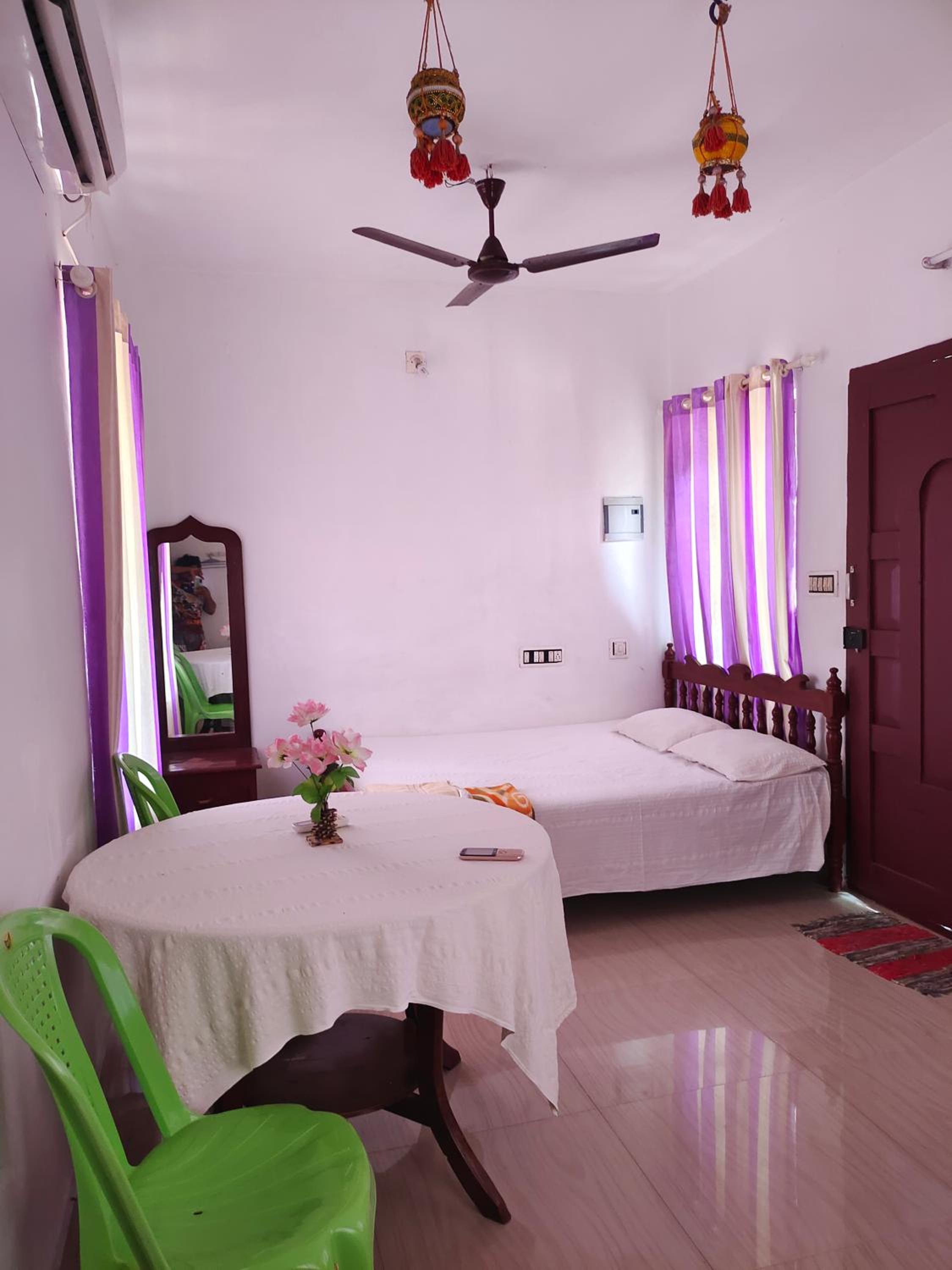 Standard Double Room - Photo 5