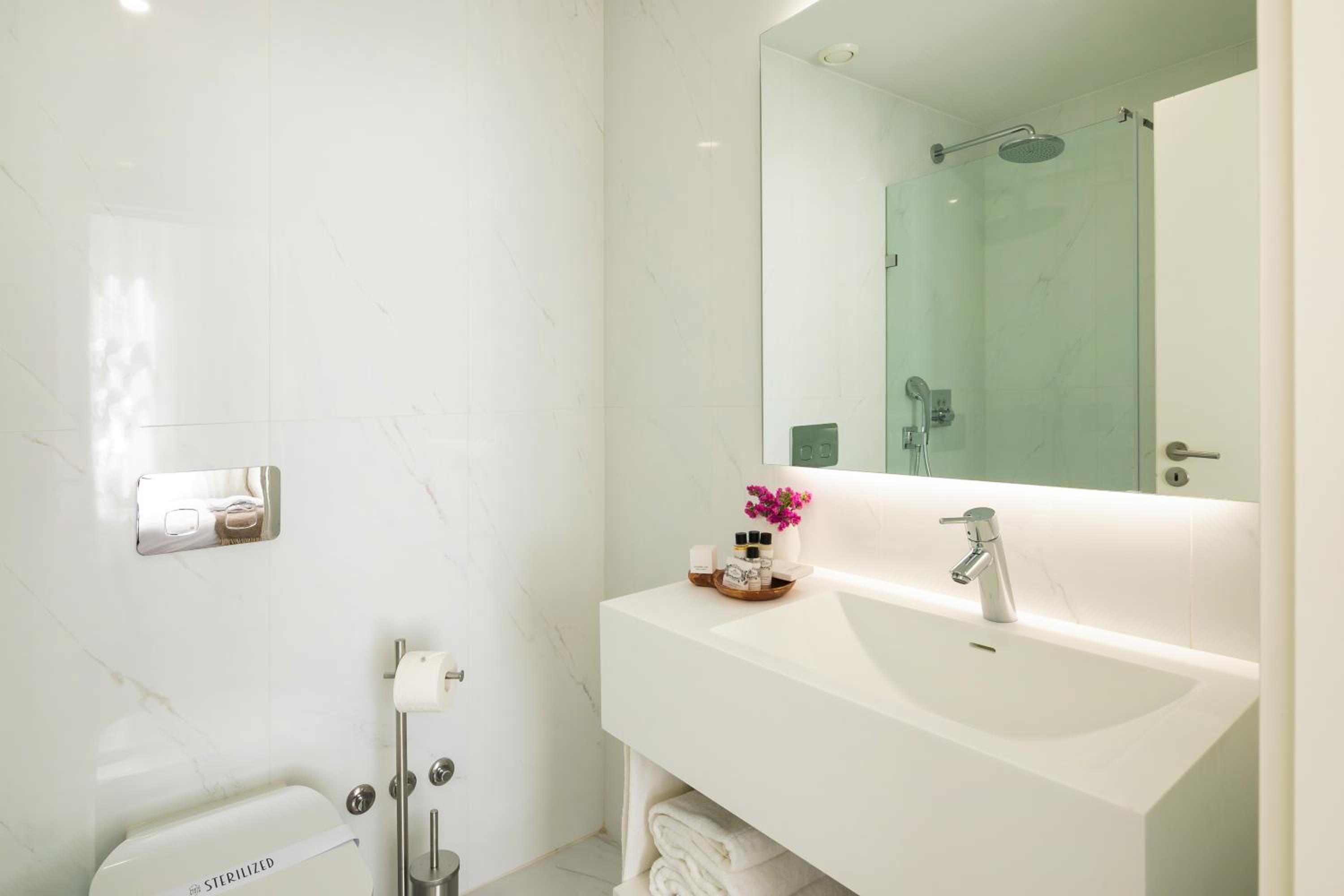 Apartment - Photo 17