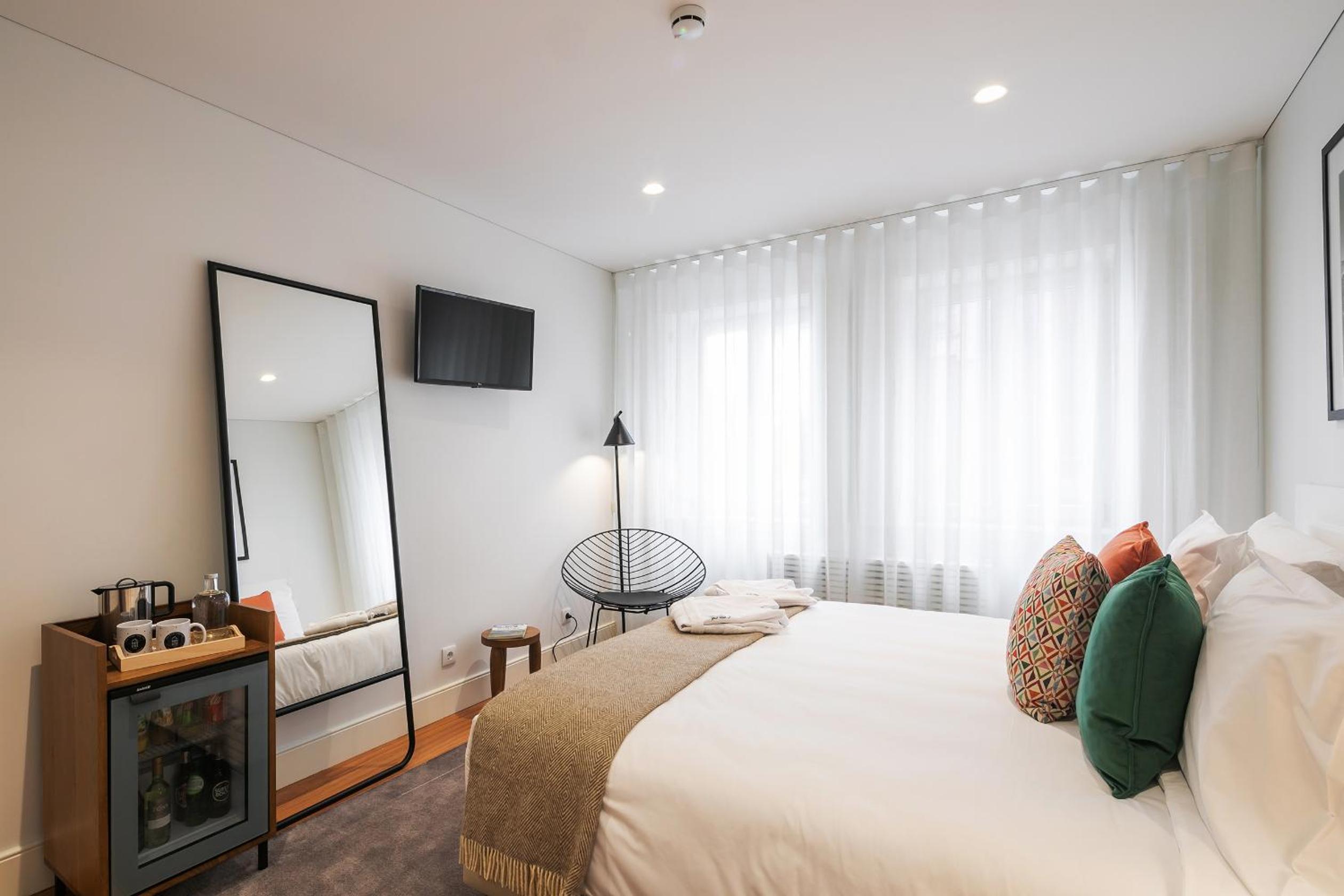 Double or Twin Room - Photo 17