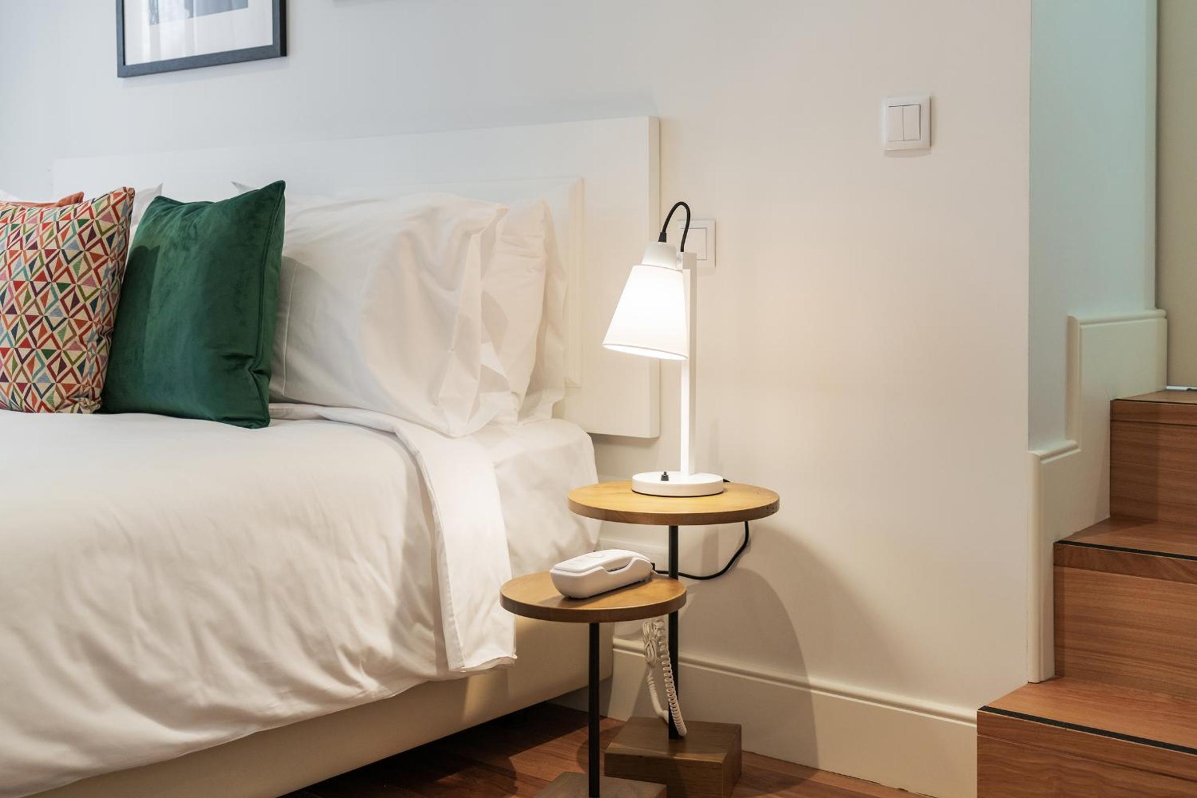 Double or Twin Room - Photo 8