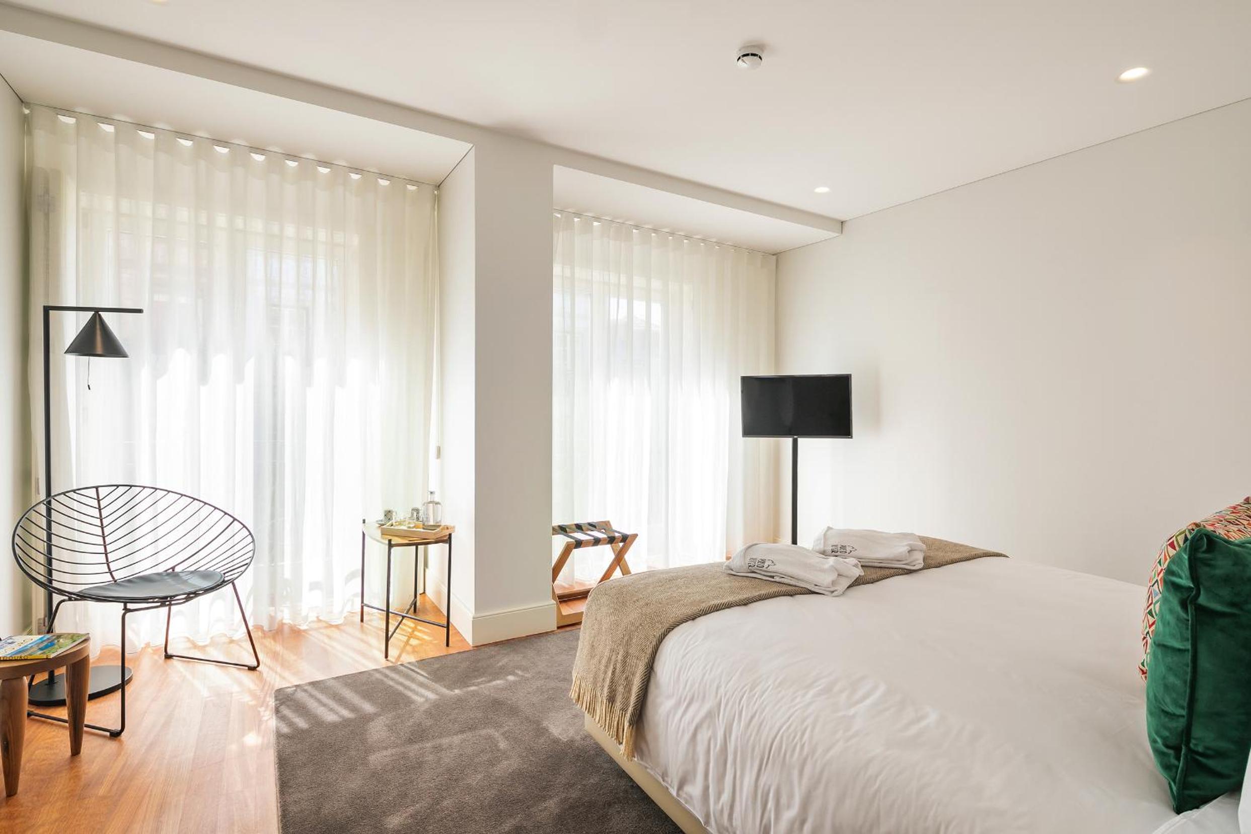 Double Room - Photo 15