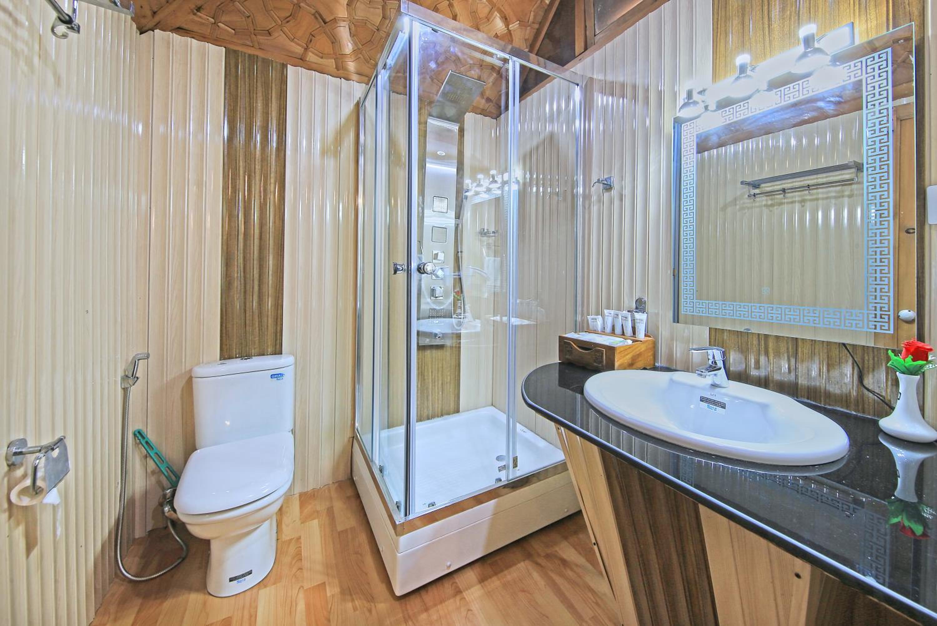 Deluxe Room - Photo 3