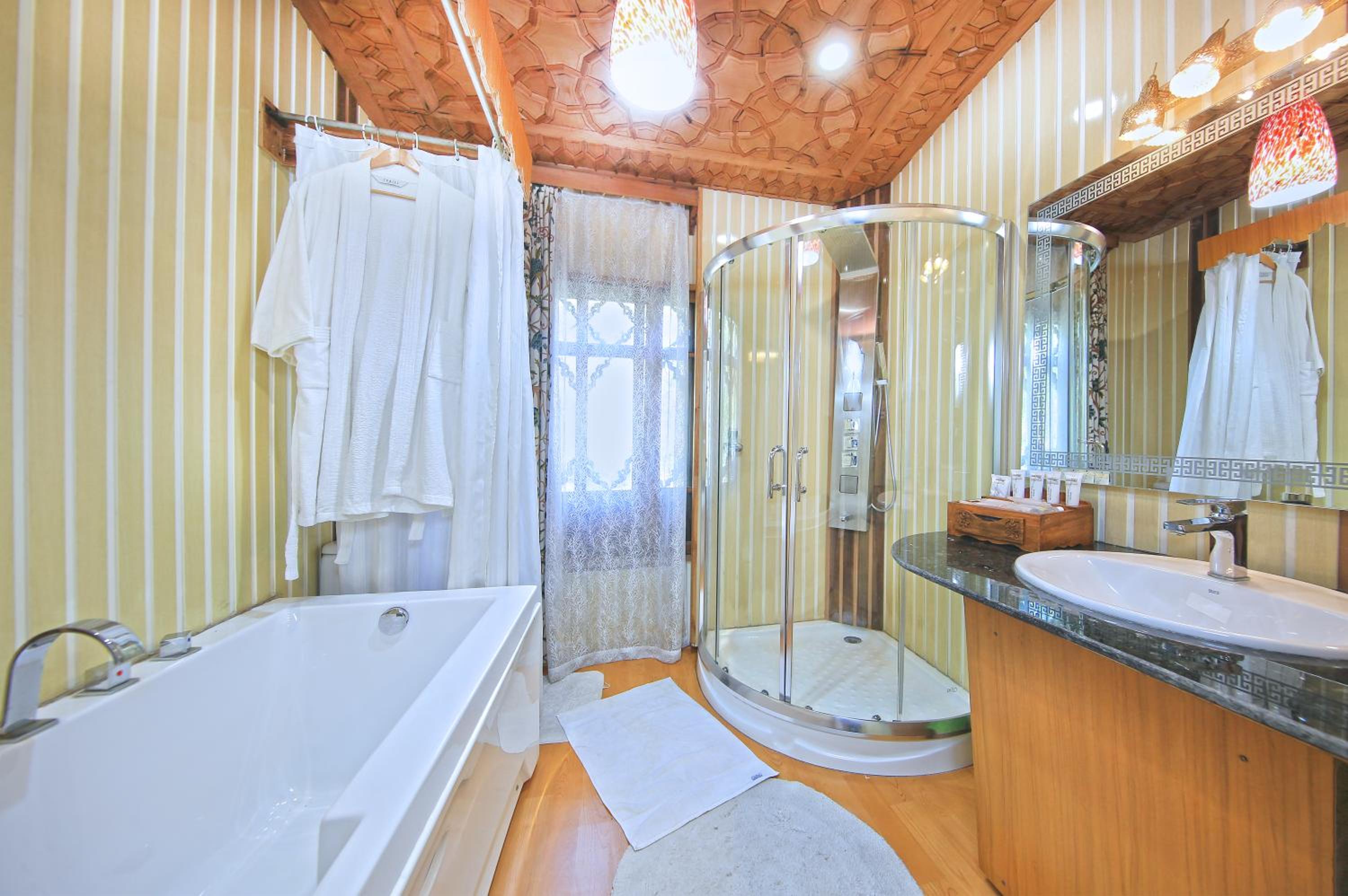 Premium Room - Photo 2