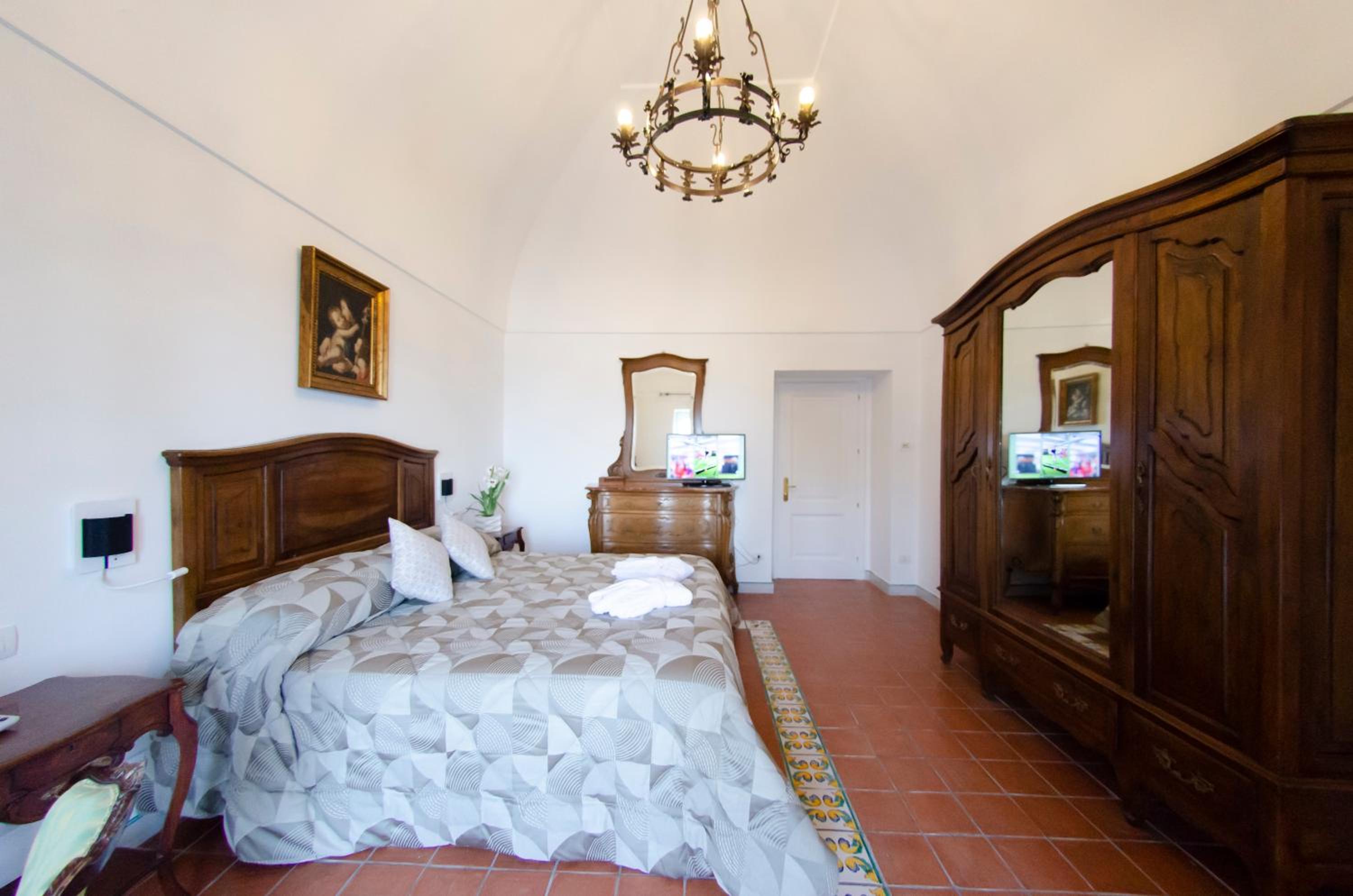 Junior Suite with Sea View - Photo 5