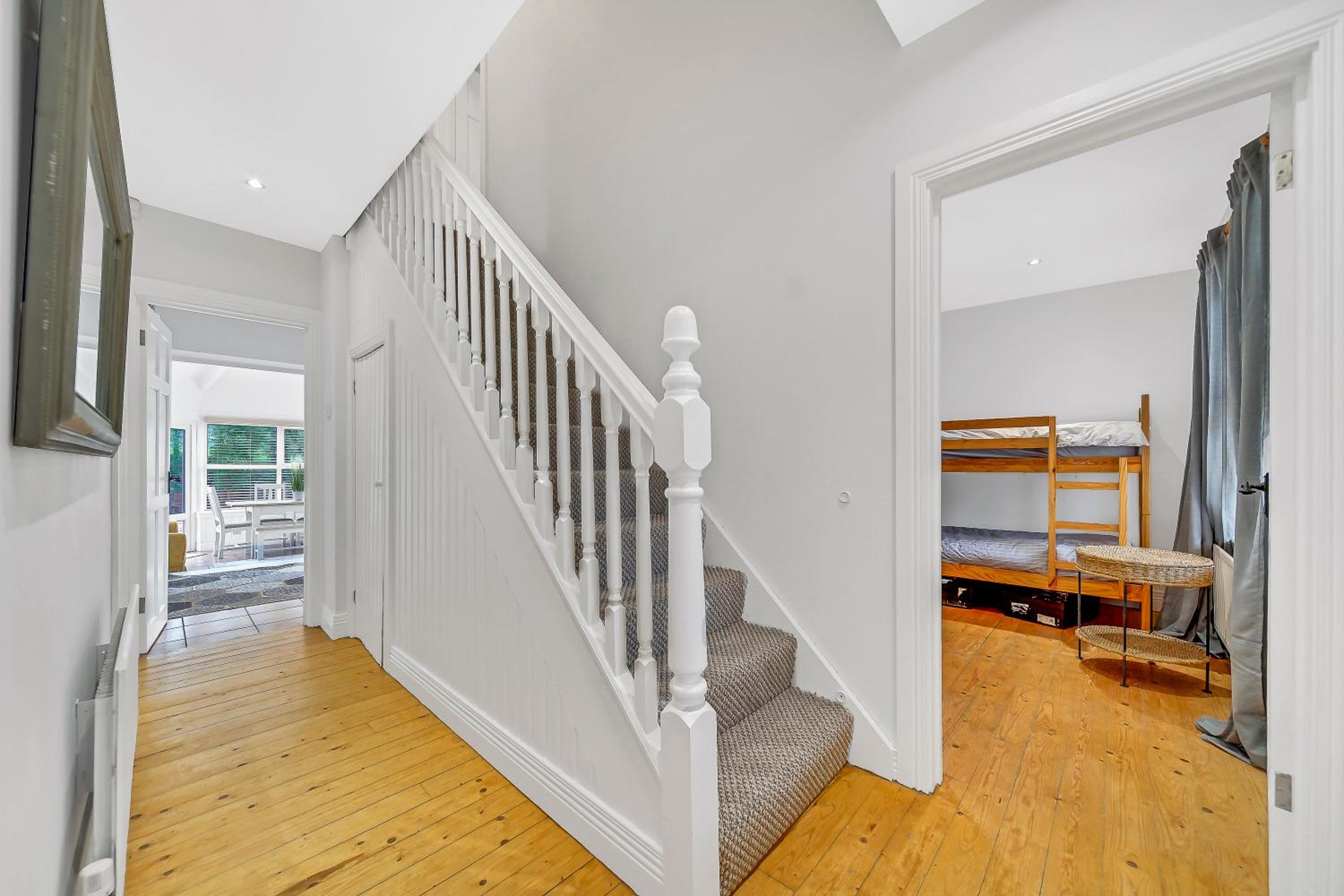 Four-Bedroom House photo 1