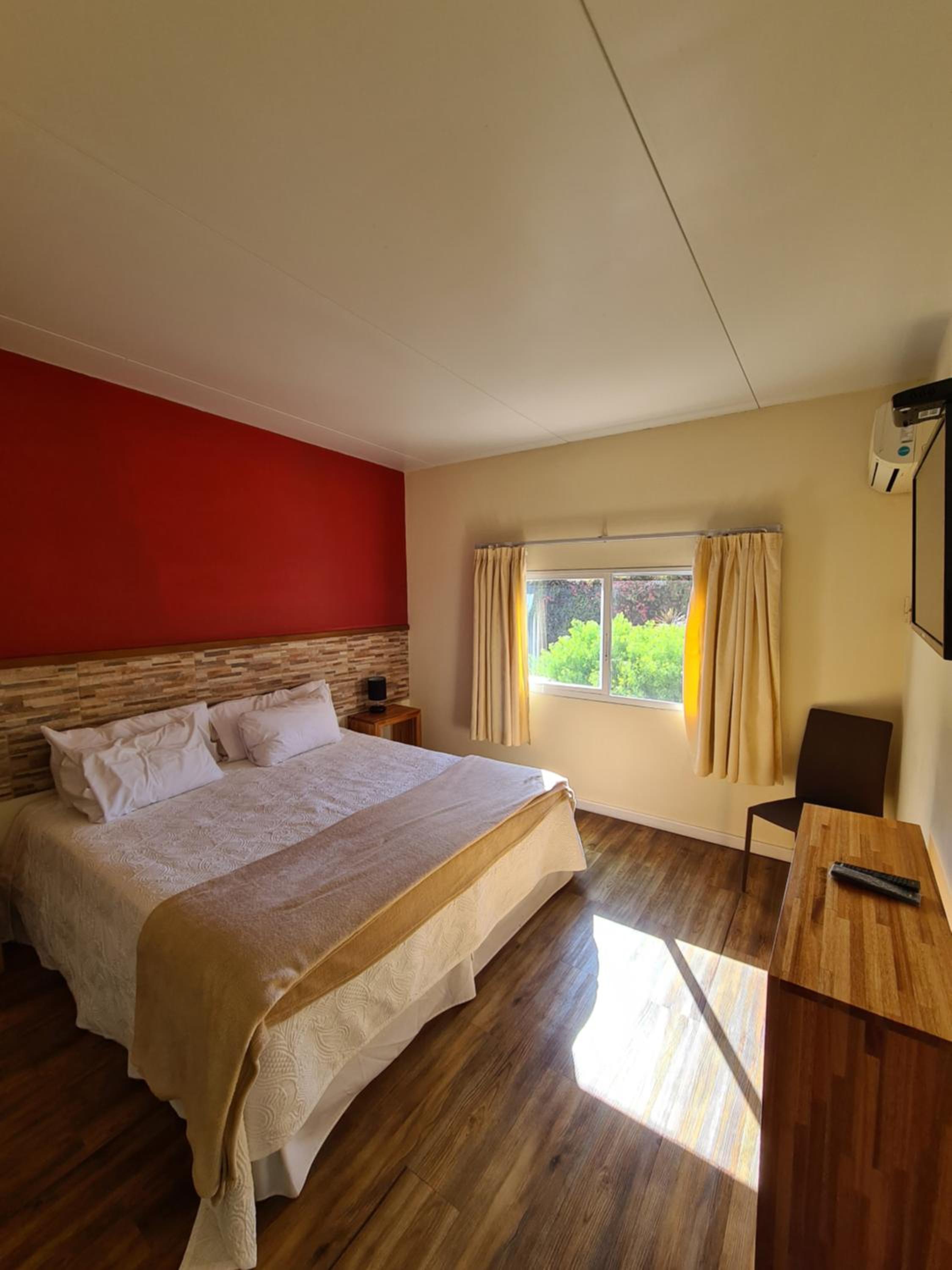 Superior King Room photo 2