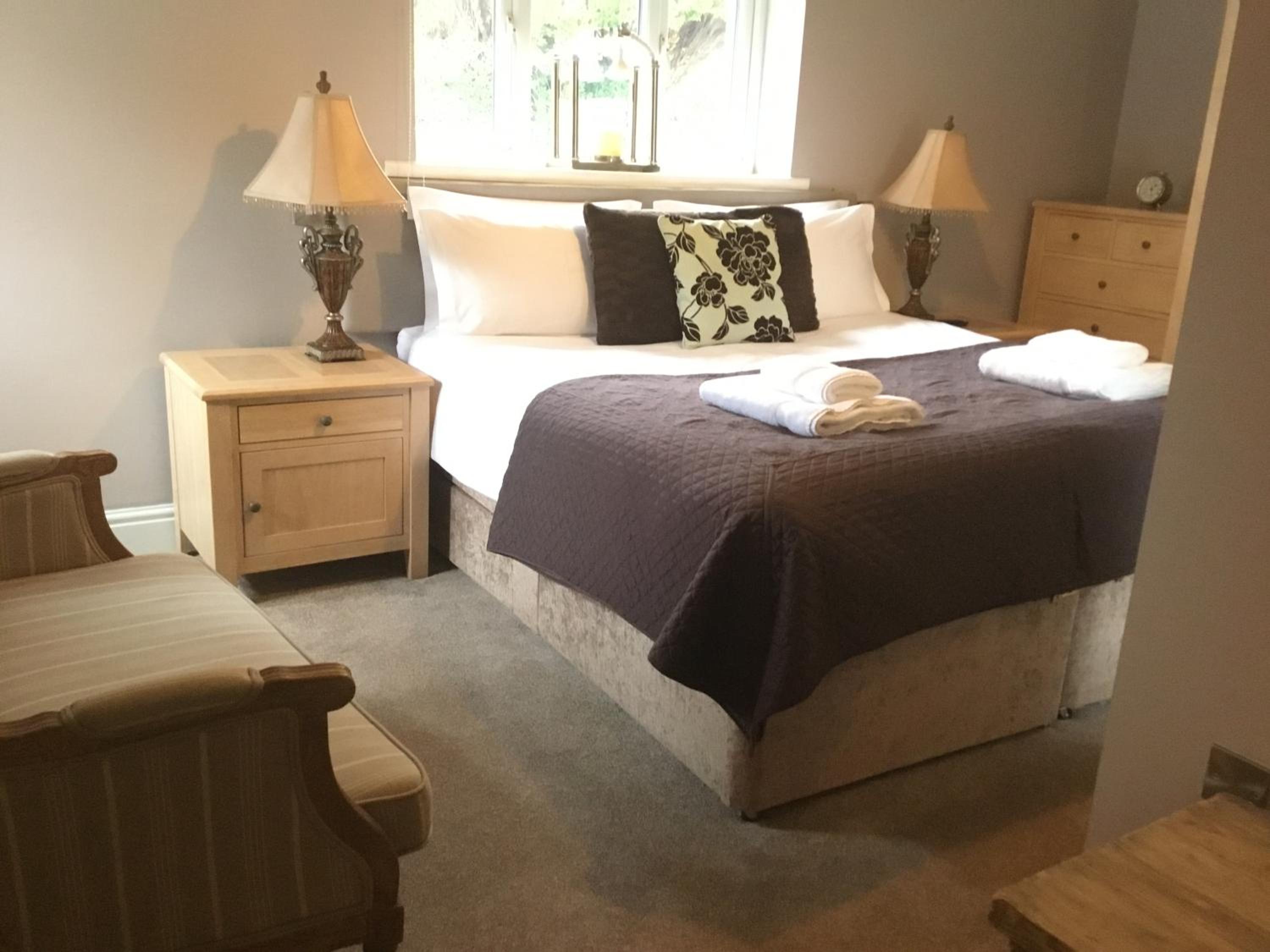 Deluxe Double Room - Photo 8