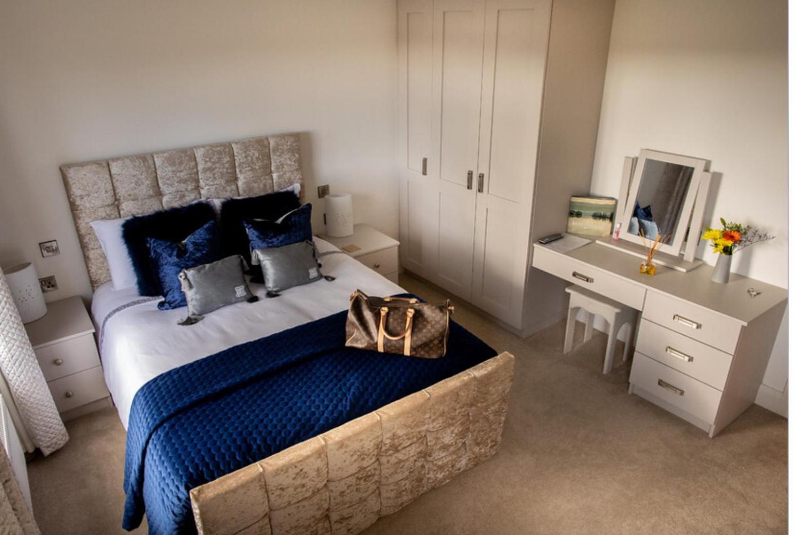 King Room with Balcony