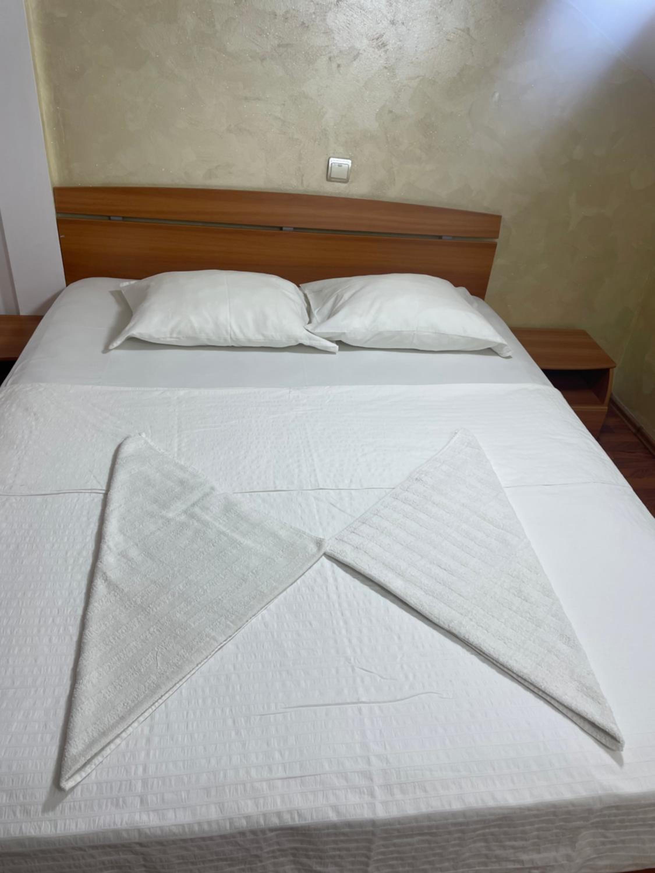 Budget Double Room photo 3