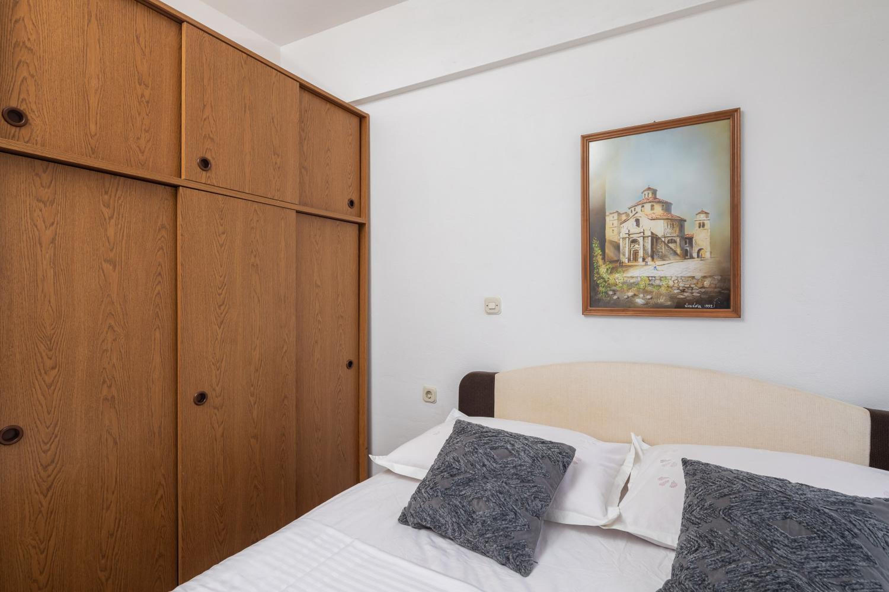 Studio Apartment with Sea View photo 2