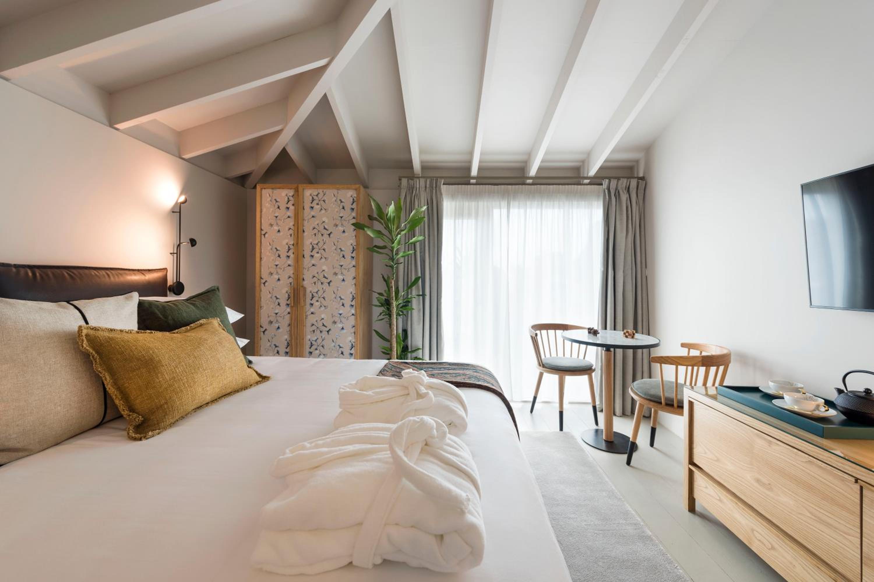 Standard Loft with Garden View - Photo 5