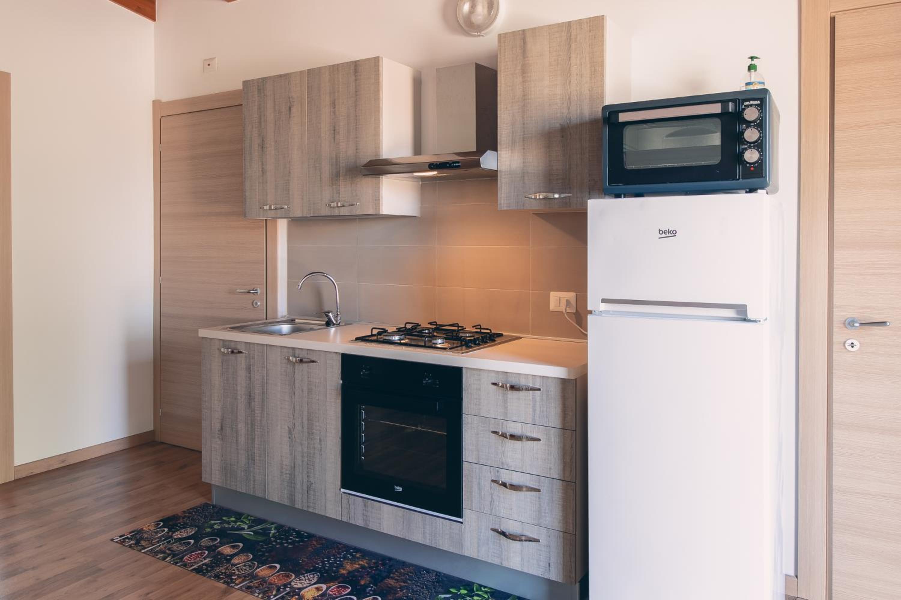 Two-Bedroom Apartment - Photo 4