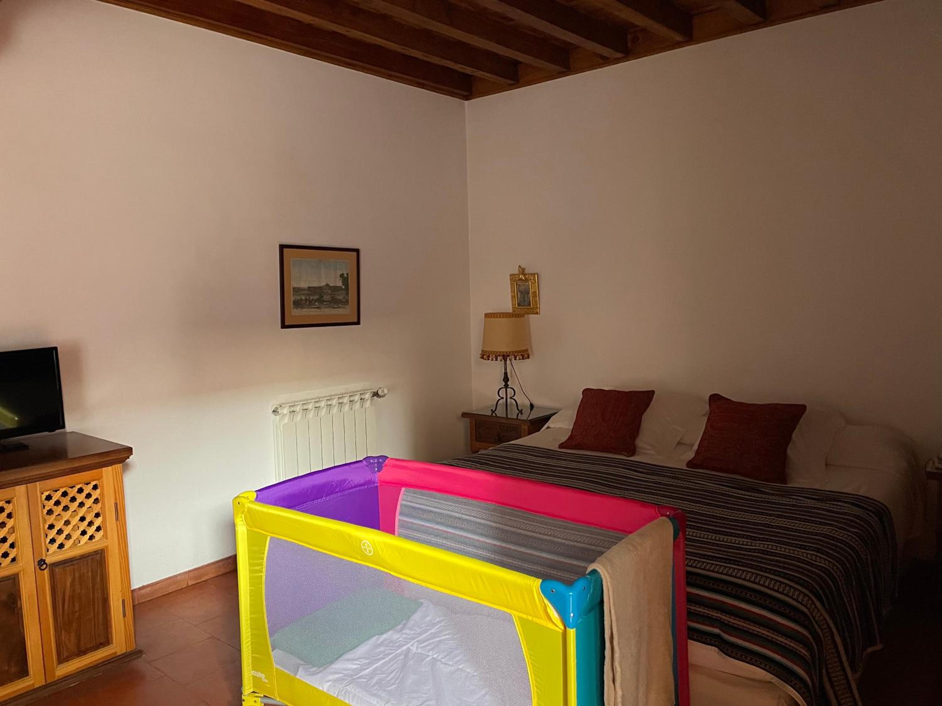 Classic Double or Twin Room - Photo 13