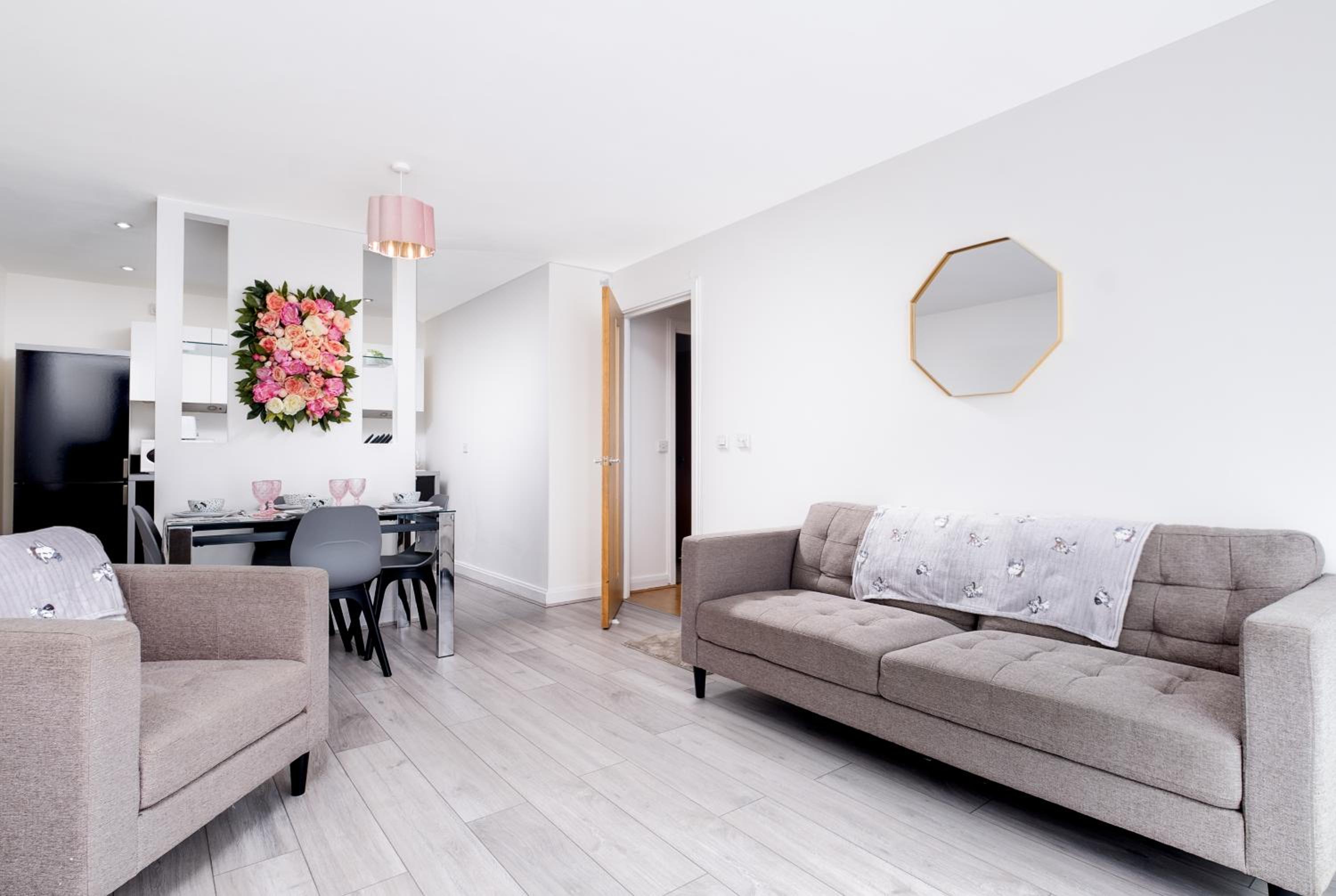 Two-Bedroom Apartment - Photo 1