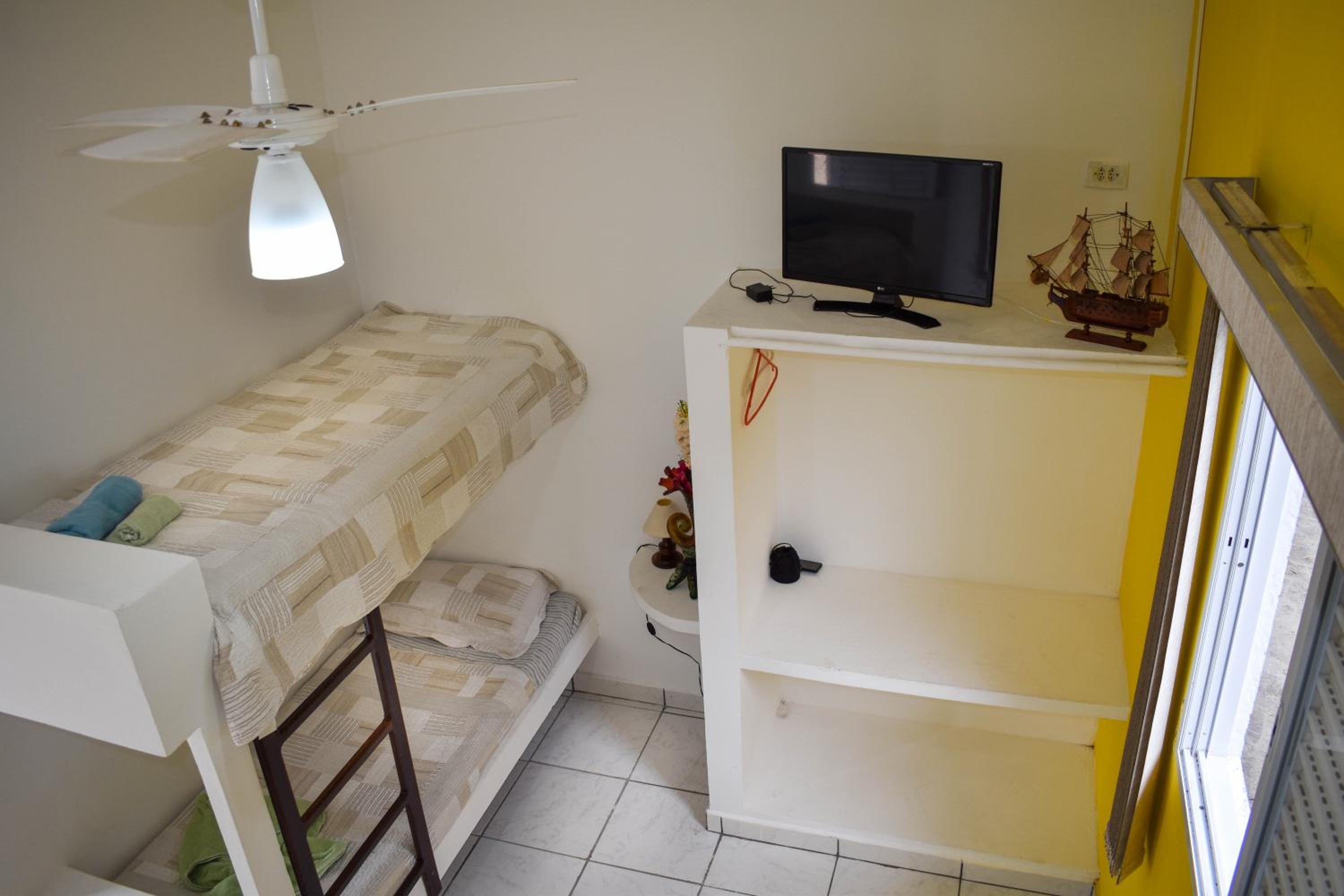Quadruple Room with Fan and TV