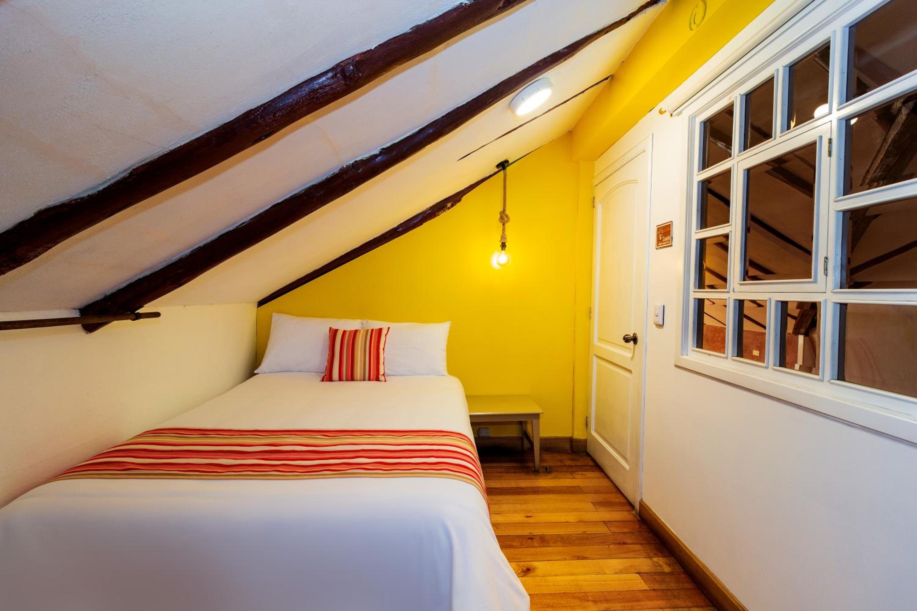 Economy Double Room with Internal View photo 1