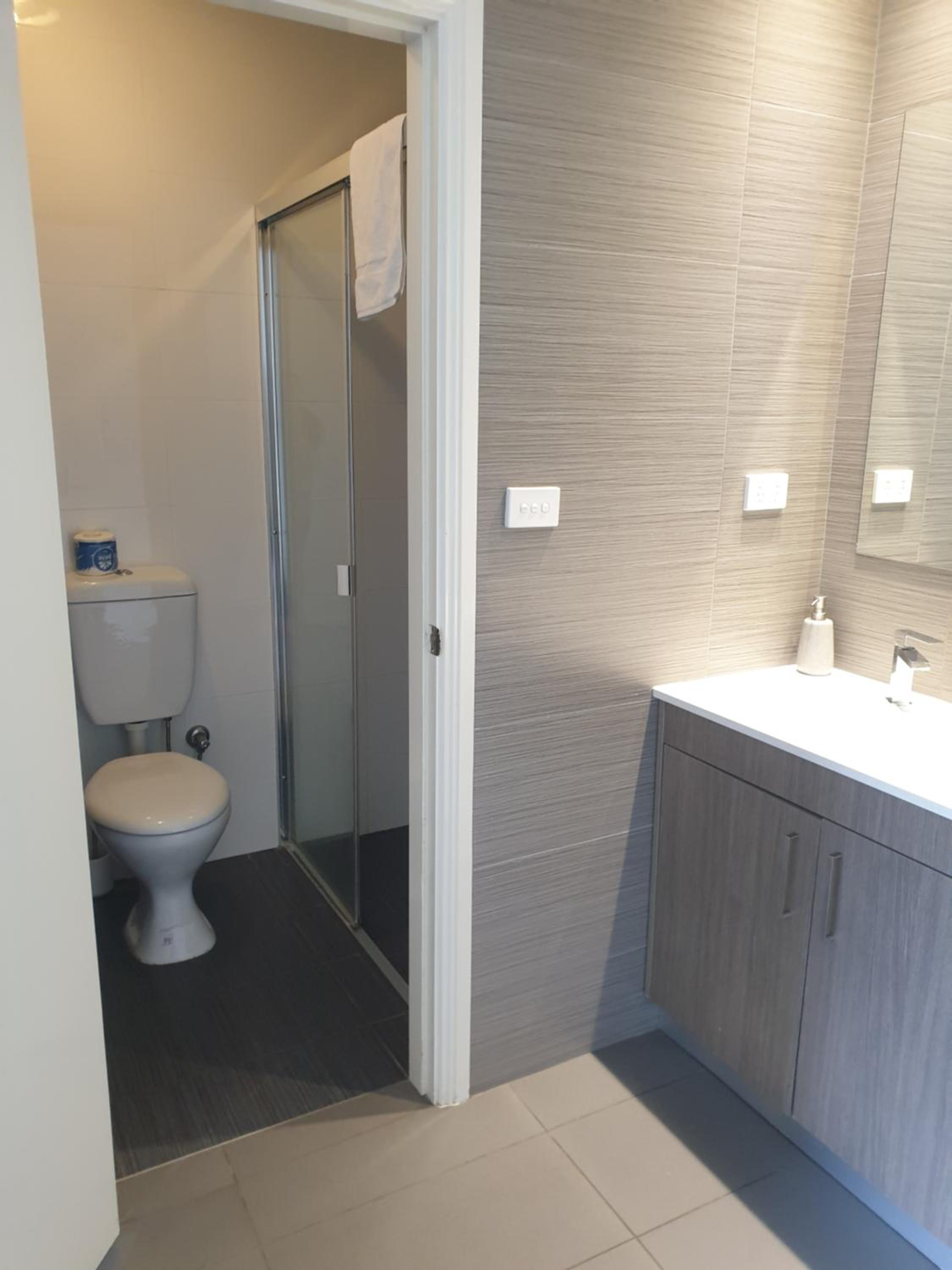 Deluxe Twin Room - Photo 2