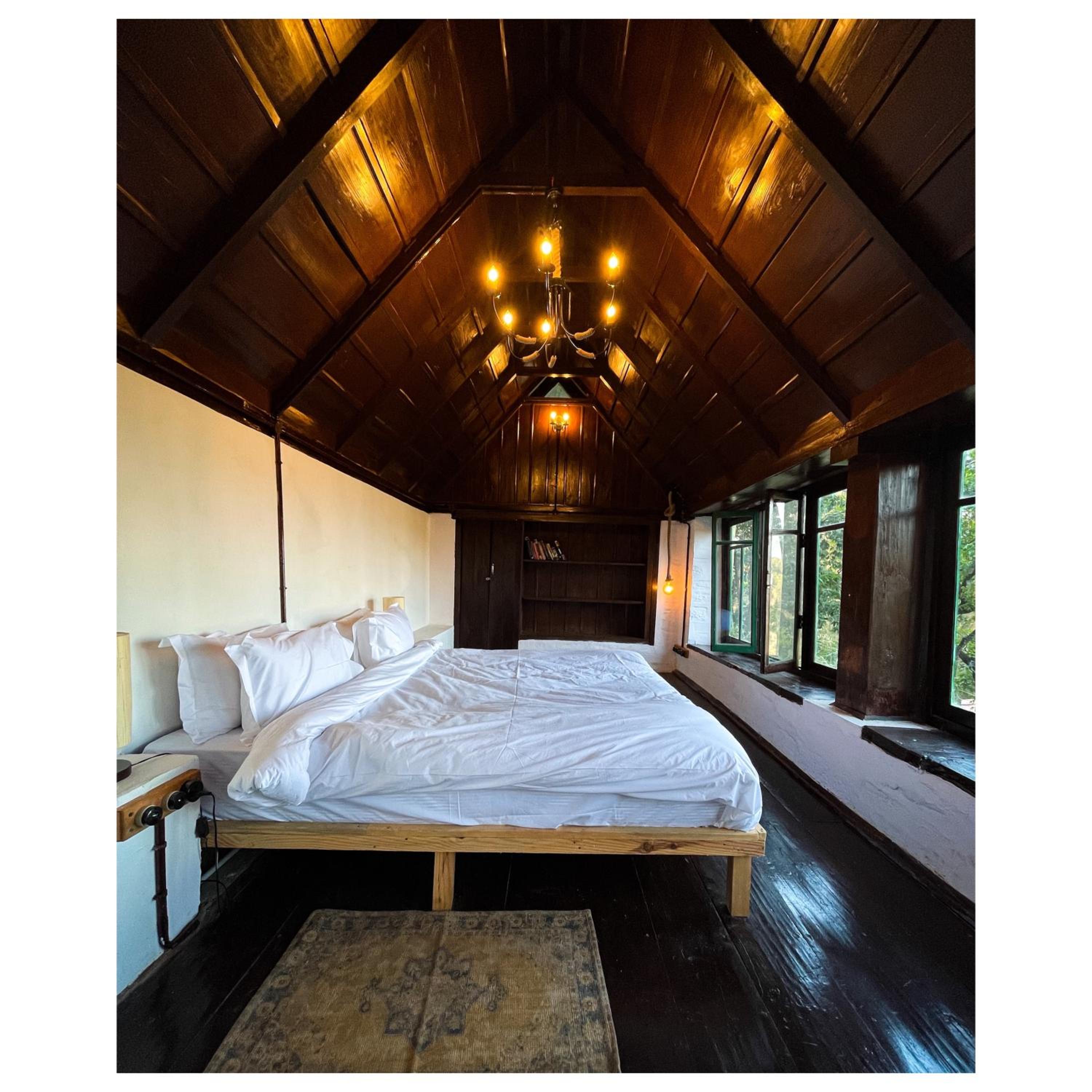 King Room with Mountain View photo 1