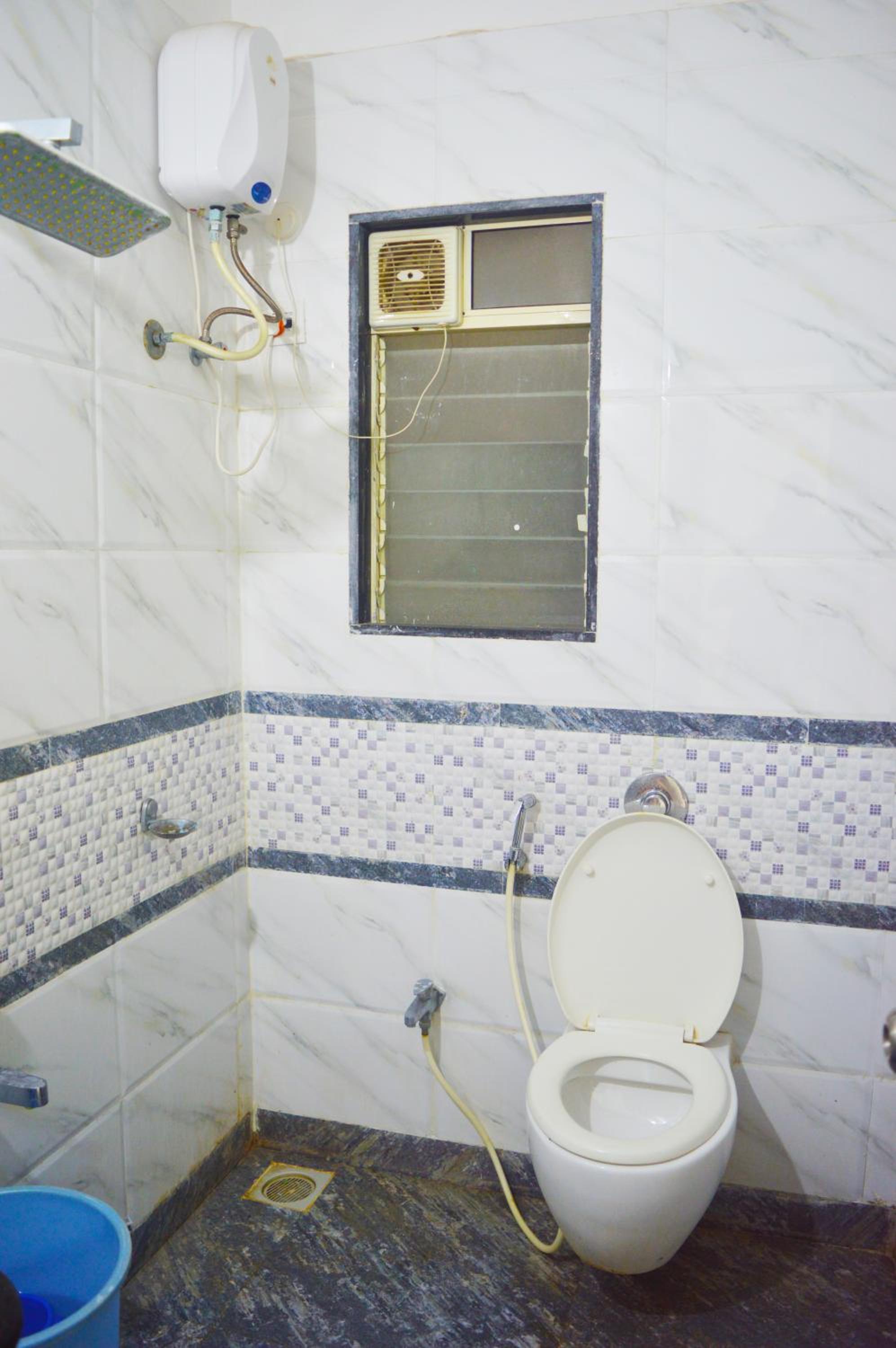 Deluxe Room - Photo 11