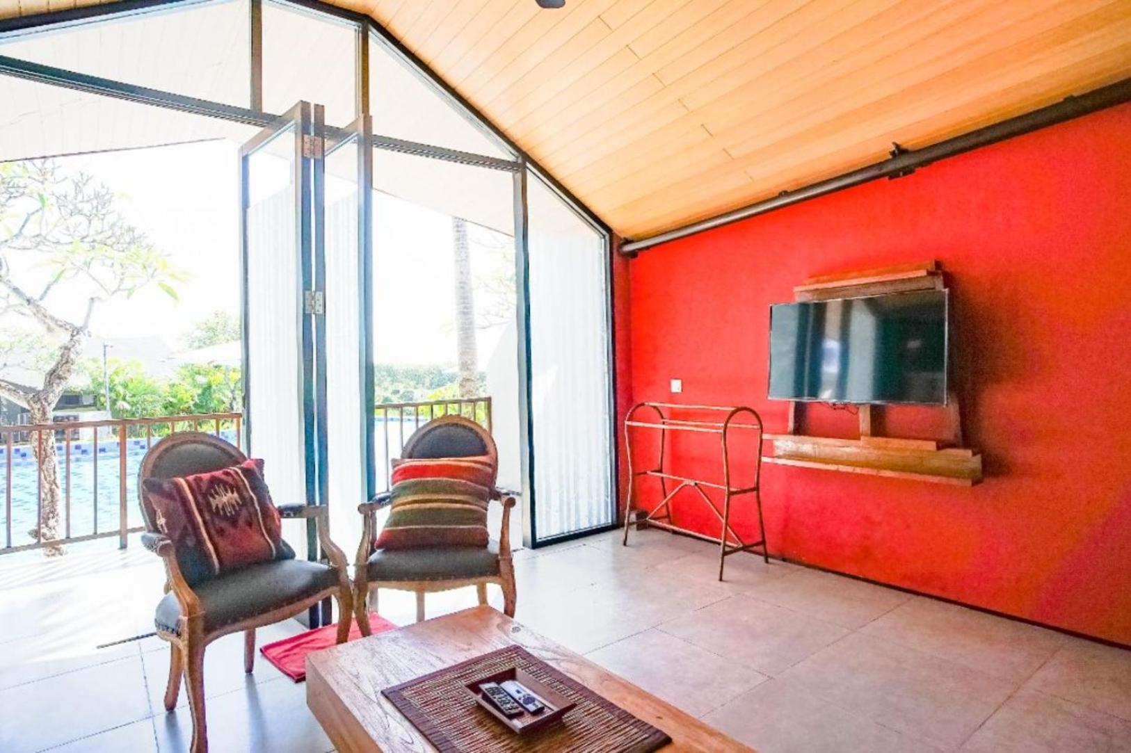Two-Bedroom Villa - Photo 22