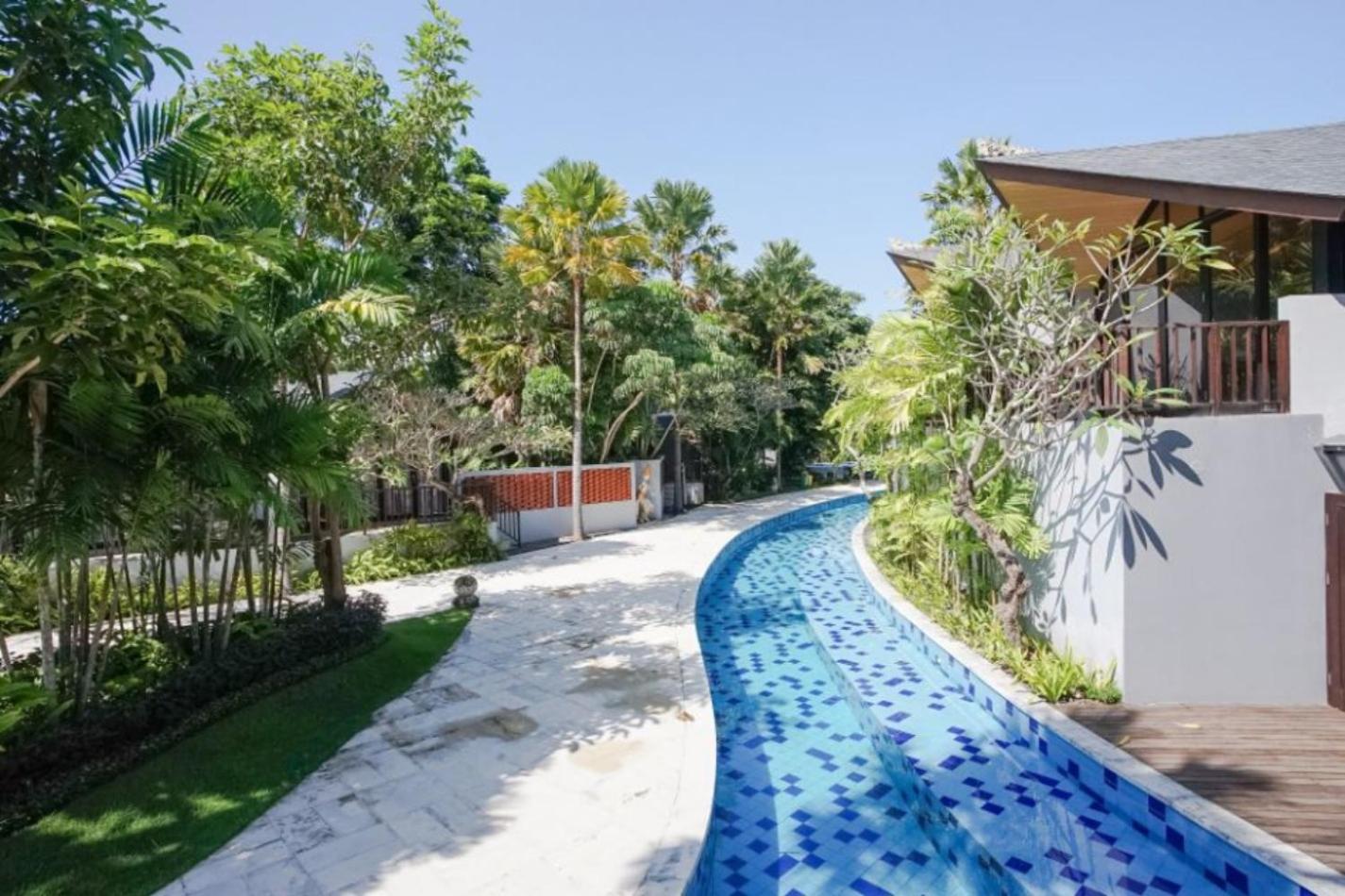 Two-Bedroom Villa - Photo 4