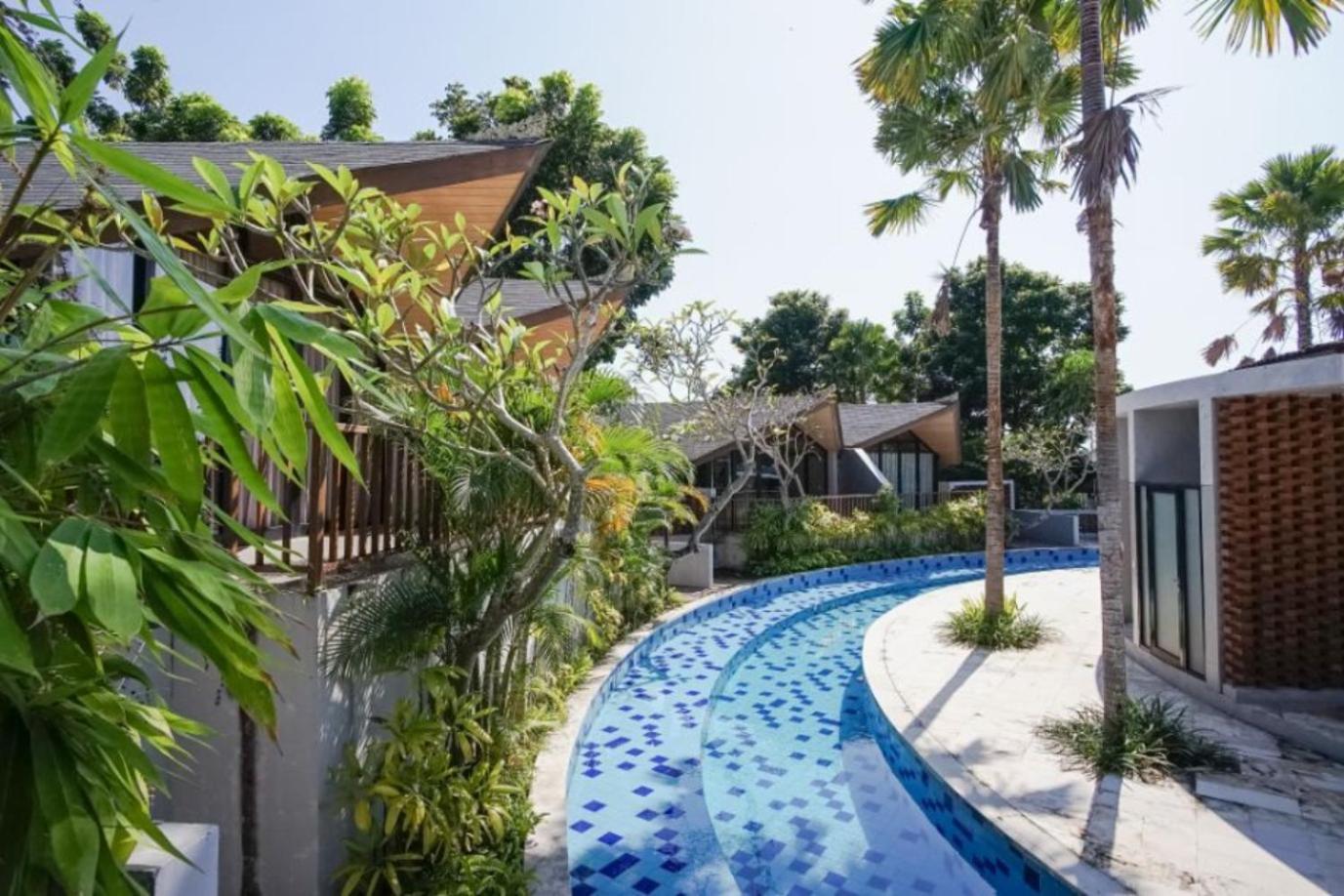 Two-Bedroom Villa - Photo 3
