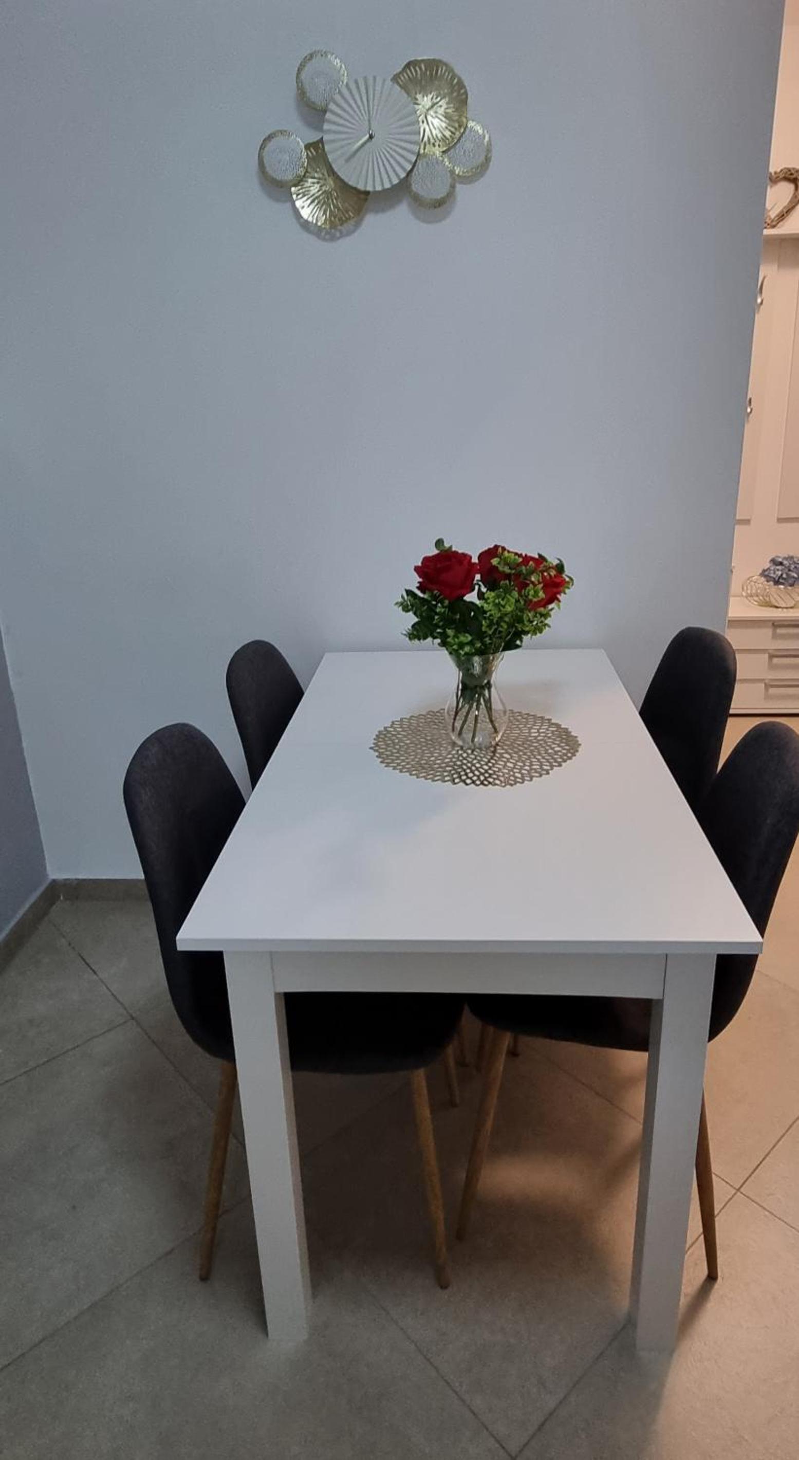 One-Bedroom Apartment - Photo 29