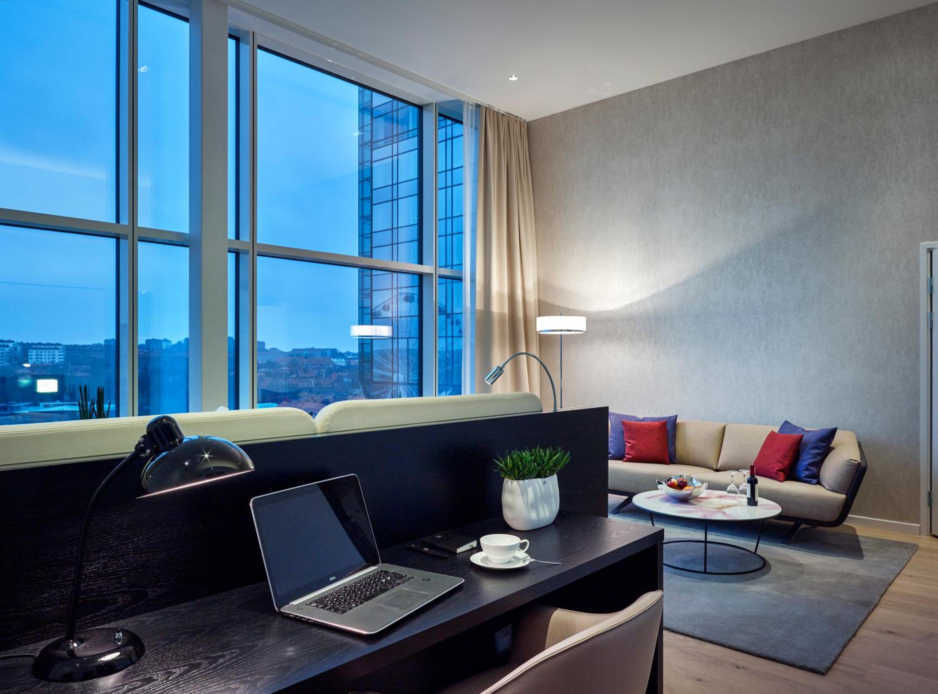 Deluxe Suite Upper House - Spa Access (min 25 years of age acceptable) - Photo 4