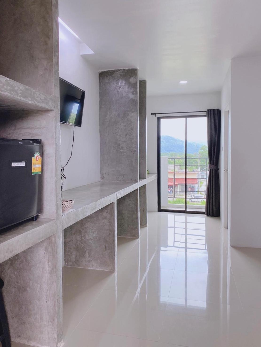Deluxe Triple Room - Photo 1