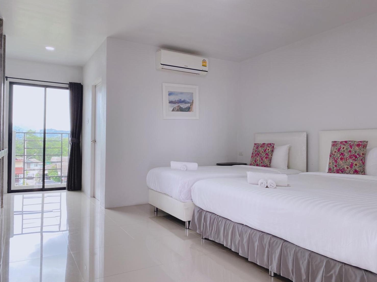 Deluxe Triple Room - Photo 3