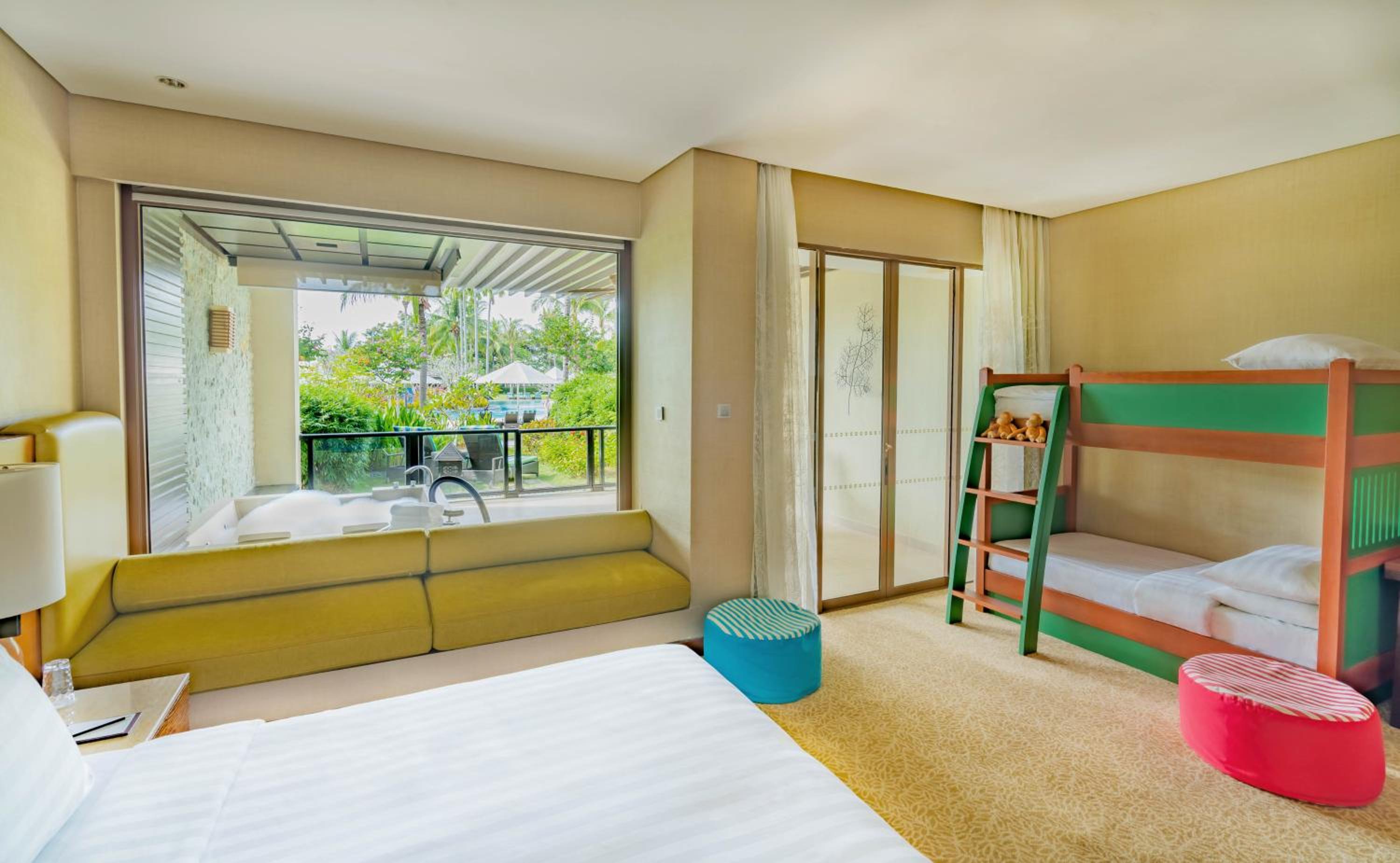 Ocean Wing Junior Suite Family Room  - Photo 1