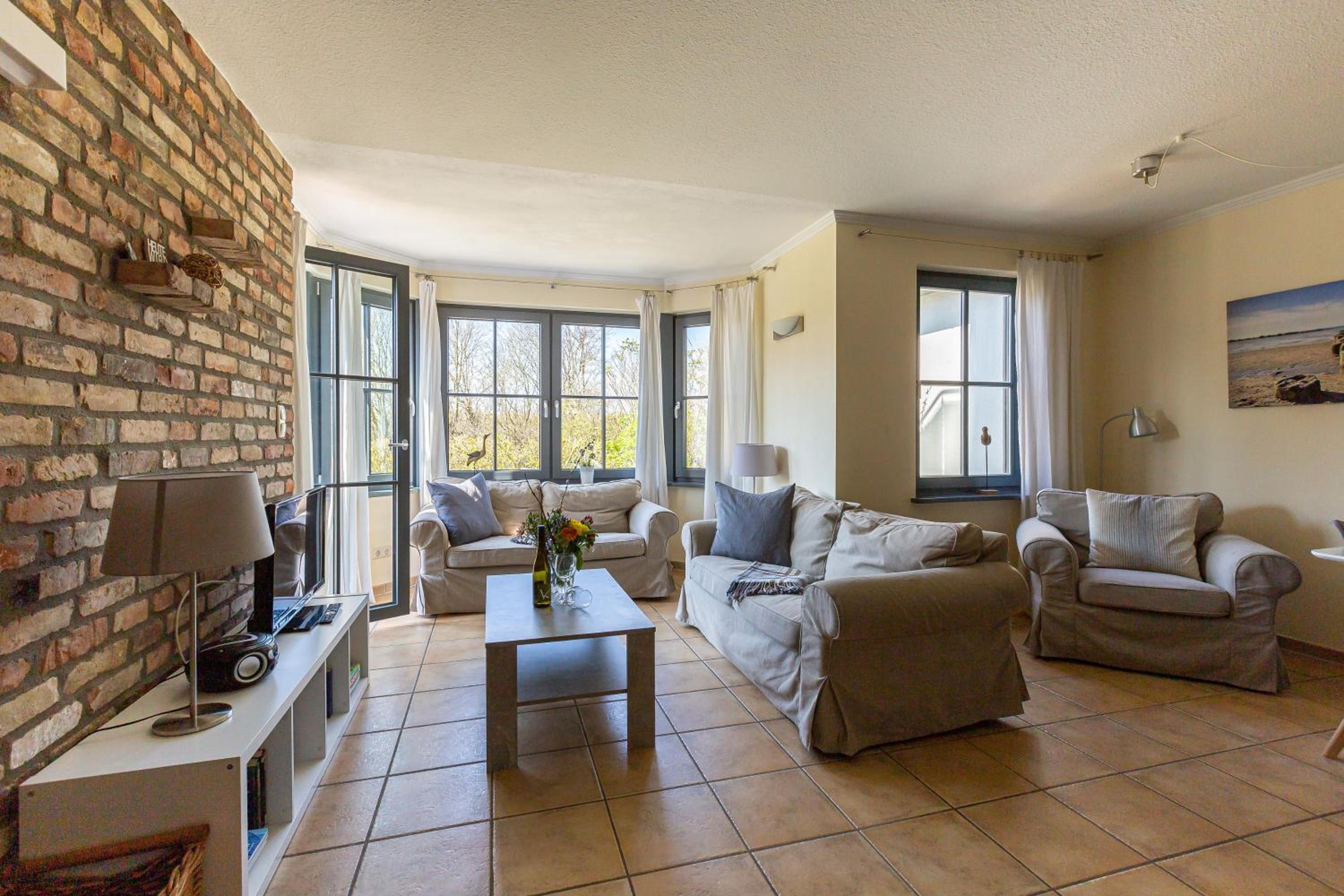 Apartment with Terrace photo 1
